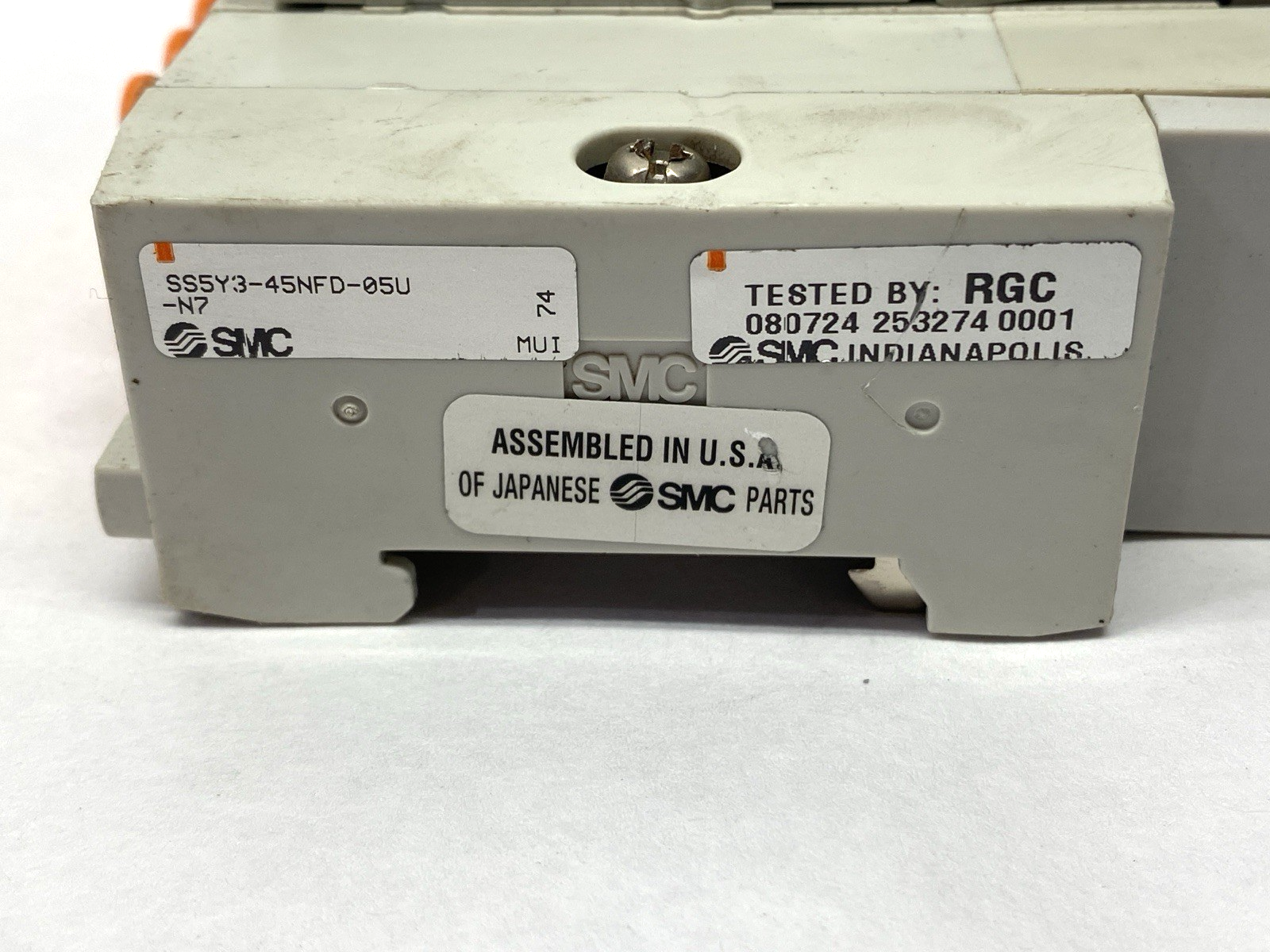 SS5Y3-45NFD-05U-N7 | SMC Pneumatic Manifold Assembly 5 Stations 1/4" Ports 24VDC - Used - Maverick Industrial Sales