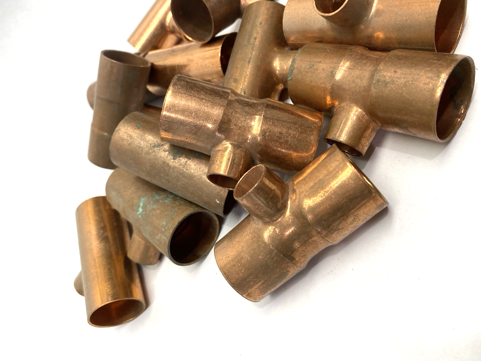 1" x 1" x 1/2" | Tee C x C x C Copper LOT OF 15 - New – Open box - Maverick Industrial Sales