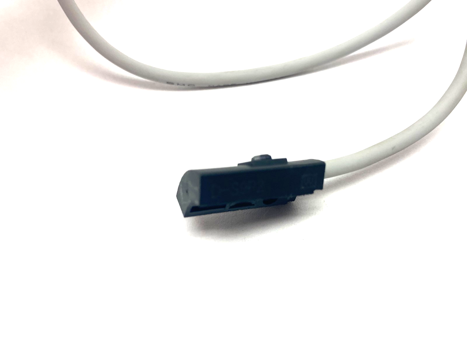 SMC D-S9P2 Auto Switch 3-Wire PNP Round Profile Mount - Maverick Industrial Sales