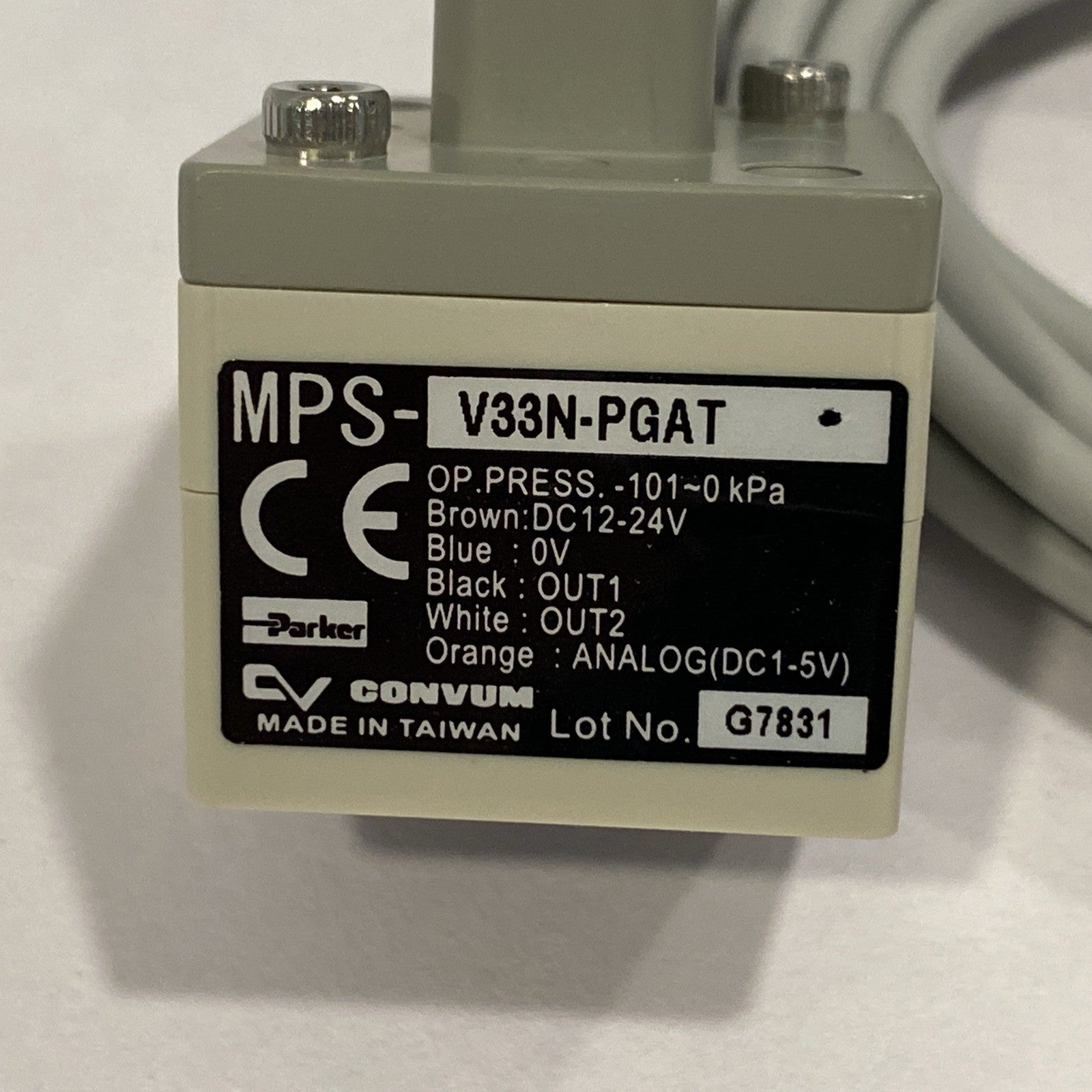 Parker Convum MPS-V33N-PGAT 1-Color Panel Mount Pressure Sensor - Maverick Industrial Sales