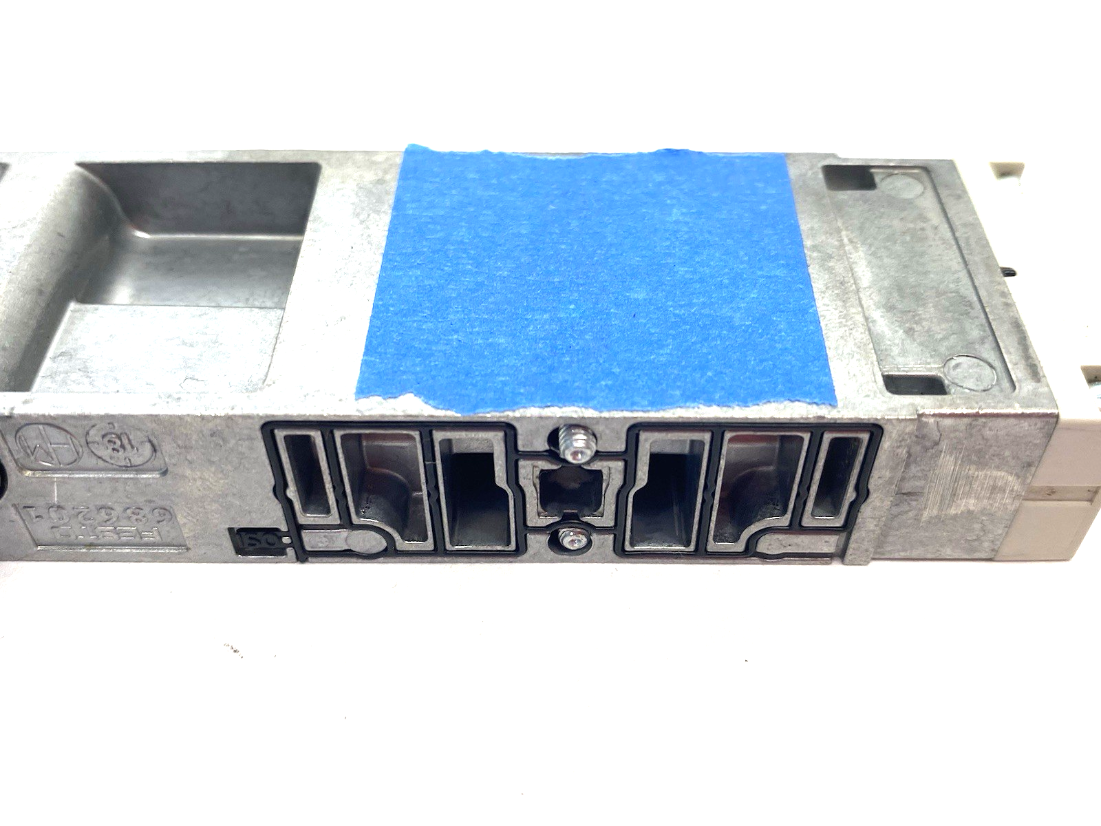 VABF-S4-2-R3C2-C-6 | Festo Regulator Plate Valve 18mm Width 540155 - Used - Maverick Industrial Sales
