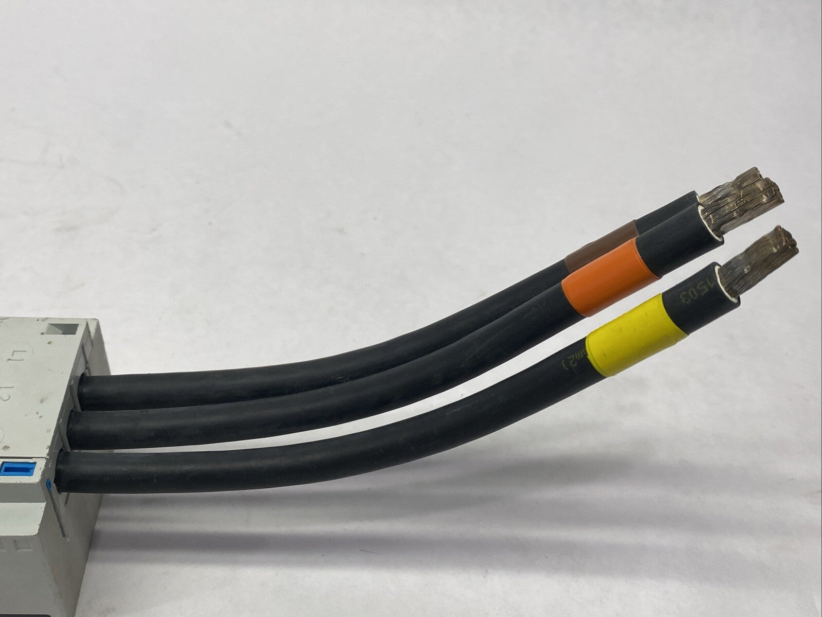Wohner 32 981 Busbar Adapter Connector 10A 690V - Maverick Industrial Sales
