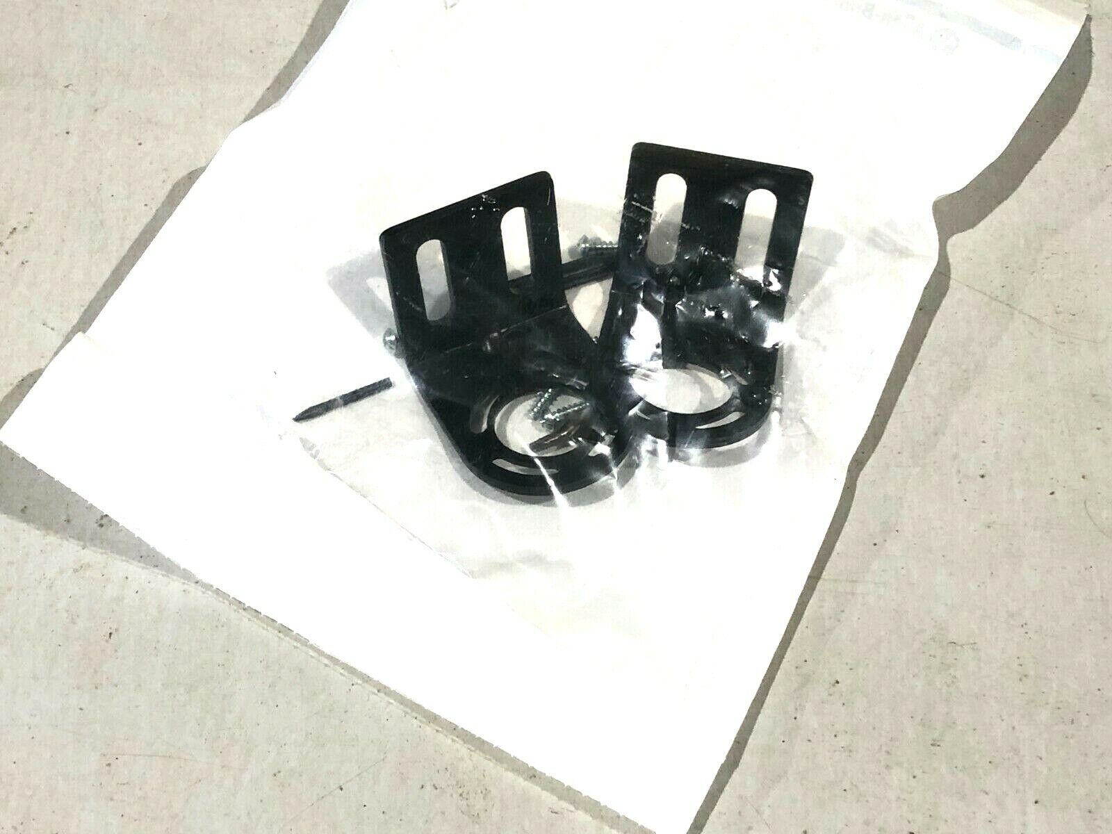 Allen Bradley 440L-T4J1760YD Ser. A Guardshield Light Curtain Transmitter - Maverick Industrial Sales
