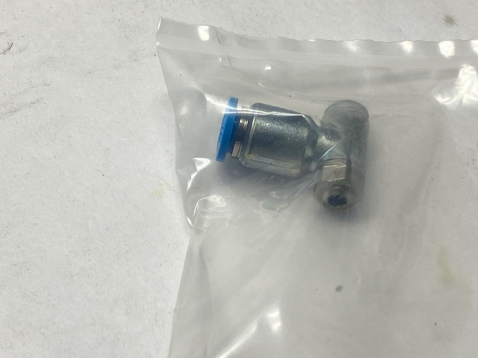 Festo GRLA-M5-QS-6-D One-Way Flow Control Valve 193139 LOT OF 3 - Maverick Industrial Sales