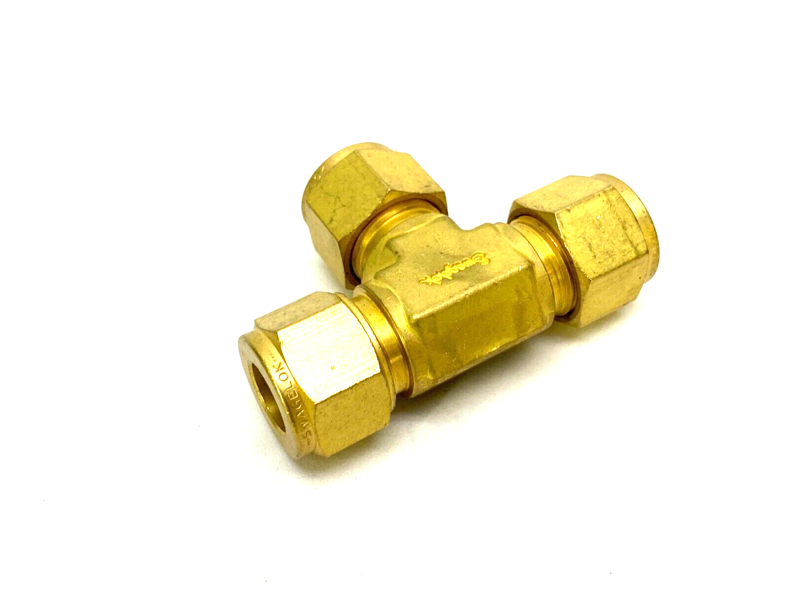 Swagelok B-810-3 Brass Compression Union Tee Fitting 1/2" Tube OD - Maverick Industrial Sales