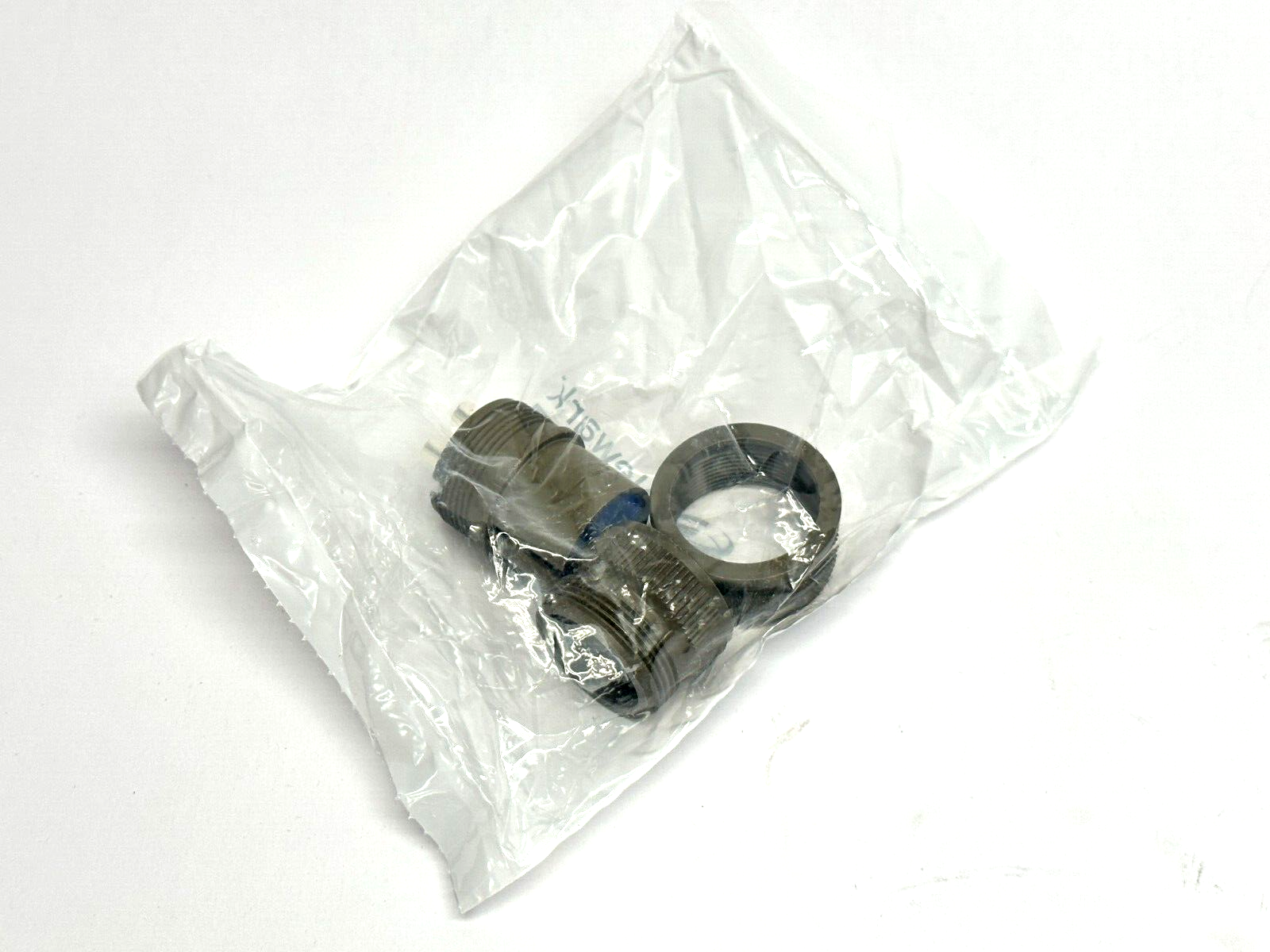 Amphenol 97-3106A20-19S Circular MIL Spec Connector 3P Strt Socket Plug Size 20 - Maverick Industrial Sales