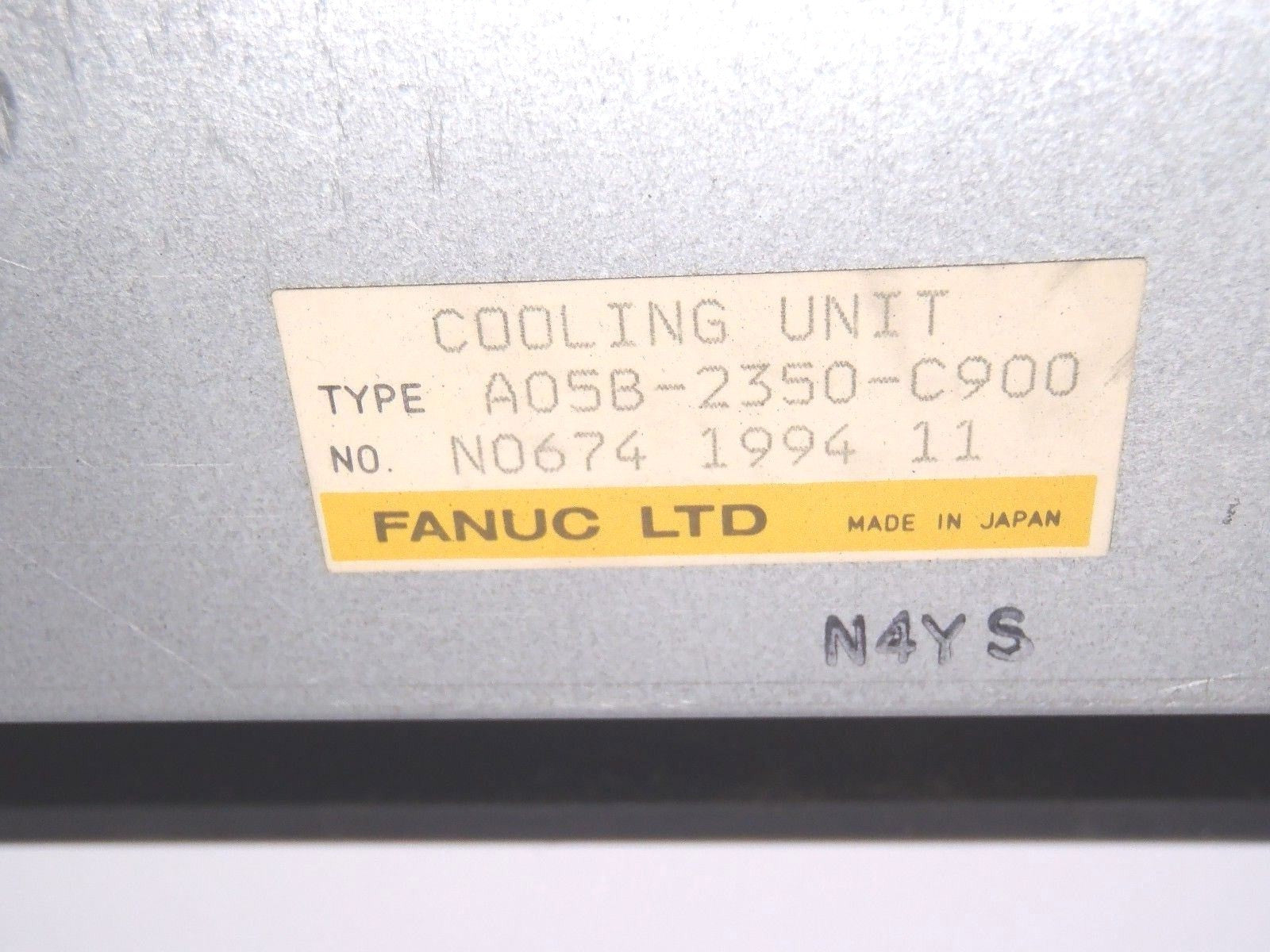 Fanuc A05B-2350-C900 Cooling Unit N0674 1994 11 for Robot S-20i - Maverick Industrial Sales