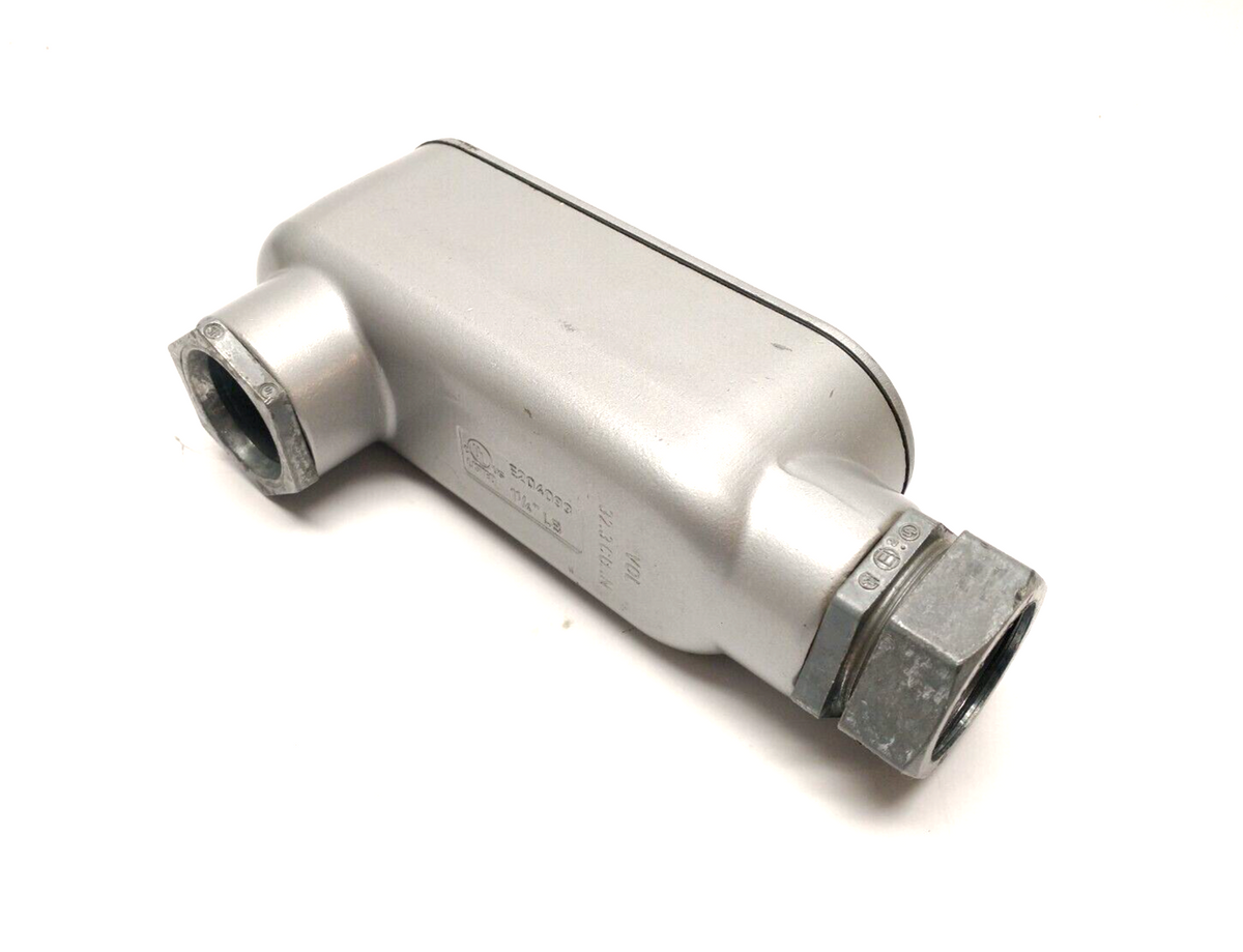 | E204093 1-1/4" Aluminum LB Type Conduit Body 32.3 Cubic Inch 1-1/2" To 1-1/4" - New – Open box - Maverick Industrial Sales