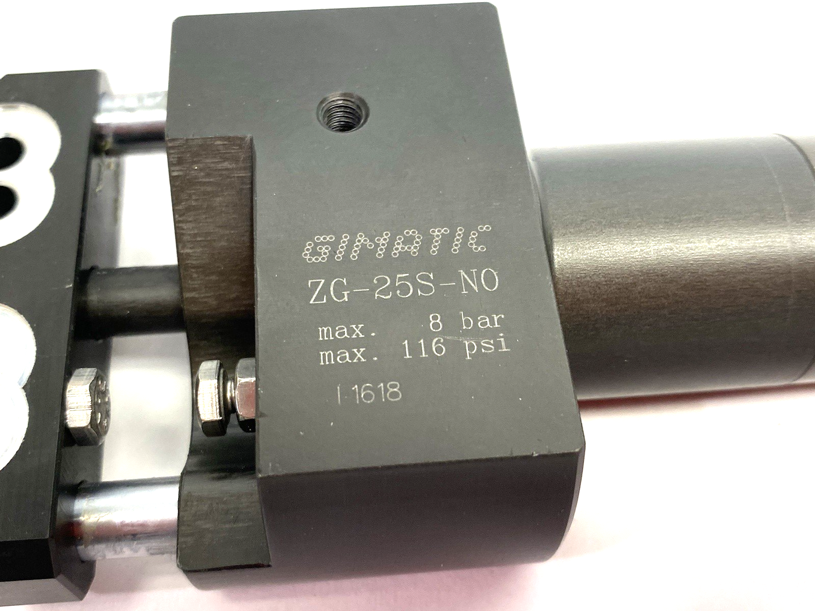Gimatic ZG-25S-NO Linear Slides for Pneumatic Nippers, Normally Open, 25mm Dia. - Maverick Industrial Sales