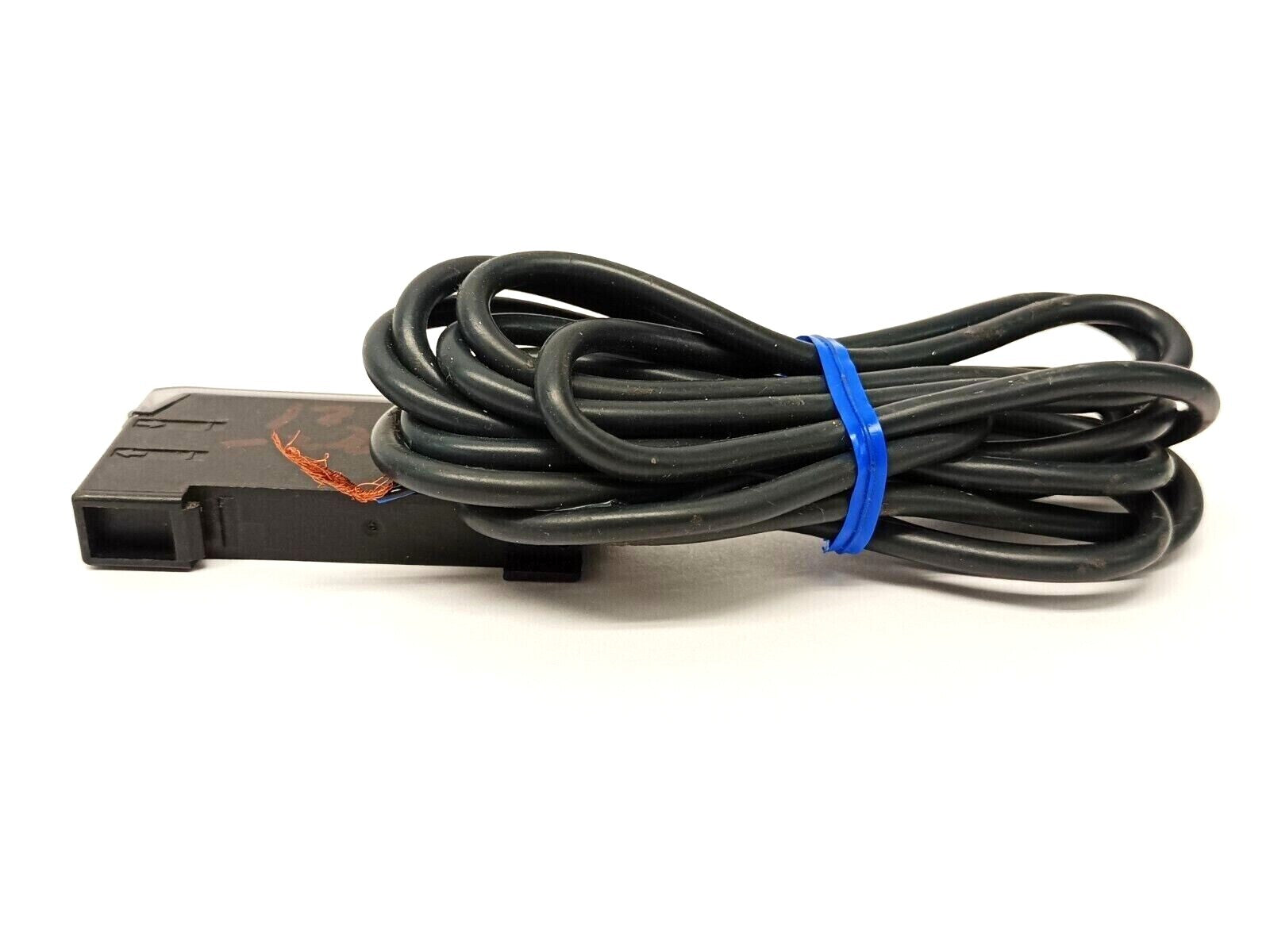 Omron E3X-DA11 Digital Fiber Sensor Amplifier Unit - Used - Maverick Industrial Sales