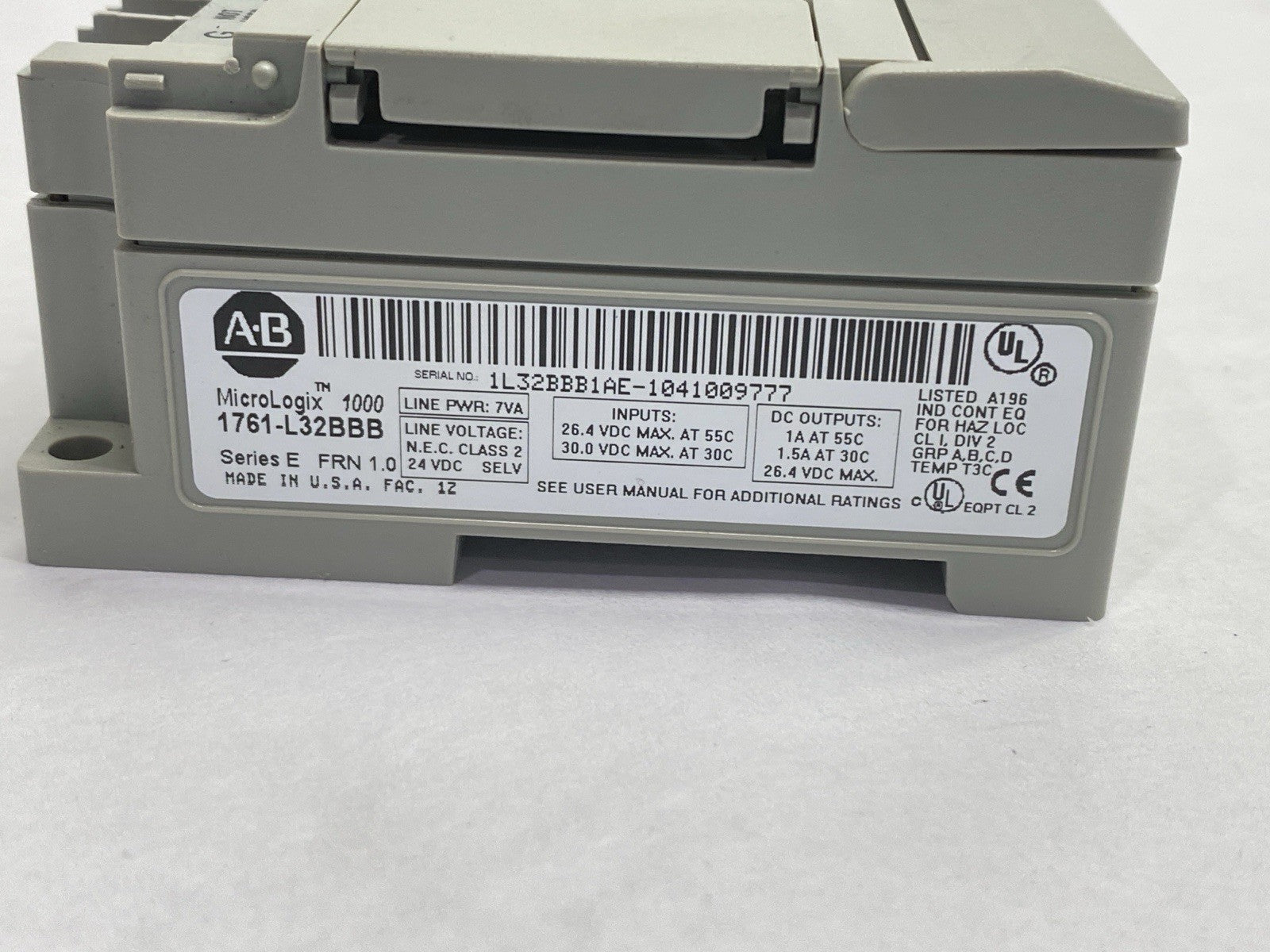 1761-L32BBB | Allen Bradley Ser E MicroLogix 1000 32 Point Controller BROKEN COVER - Used - Maverick Industrial Sales