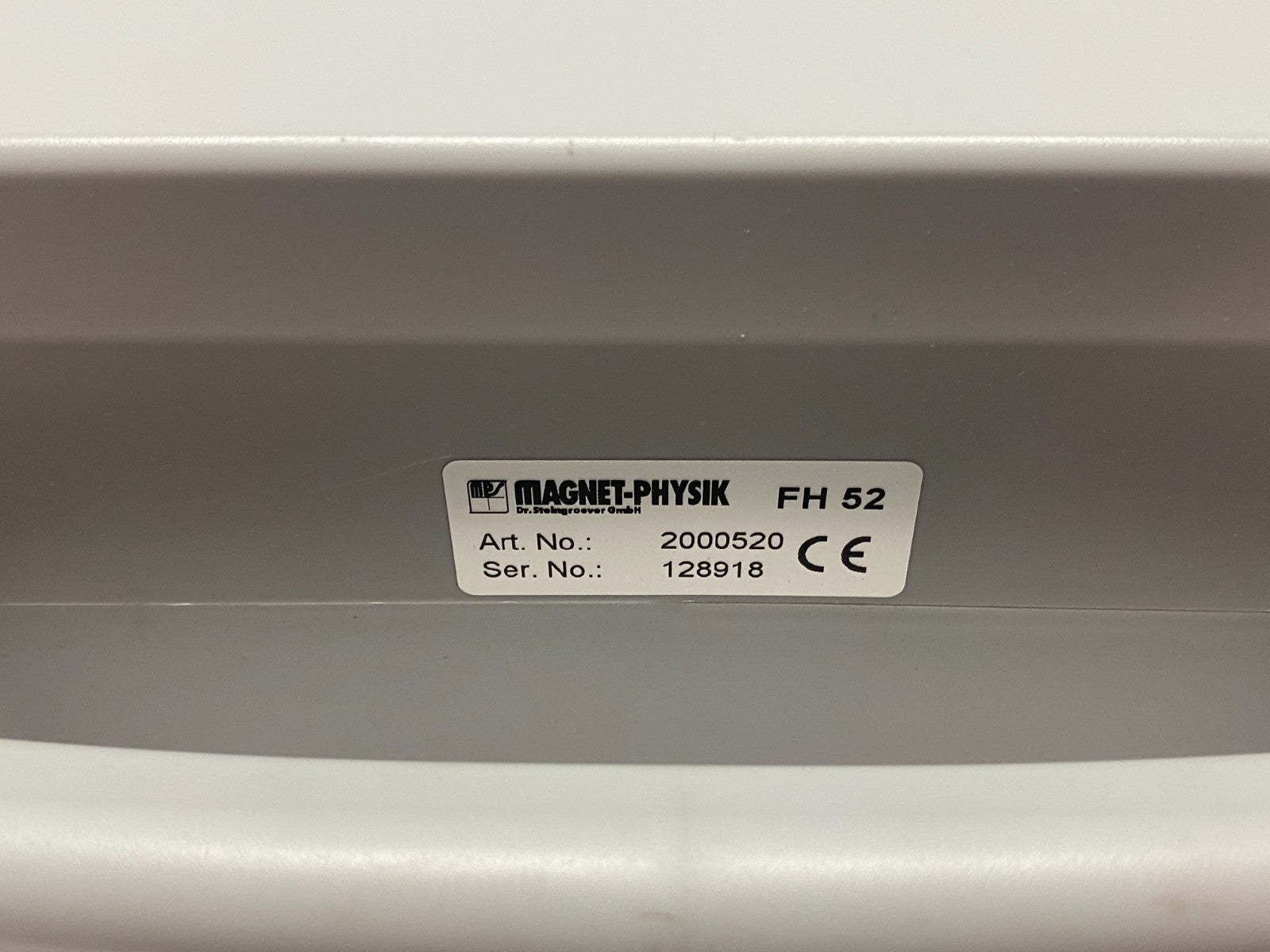 Magnet-Physik FH 52 Magnetic Field Strength Meter Teslameter 2000520 - Maverick Industrial Sales