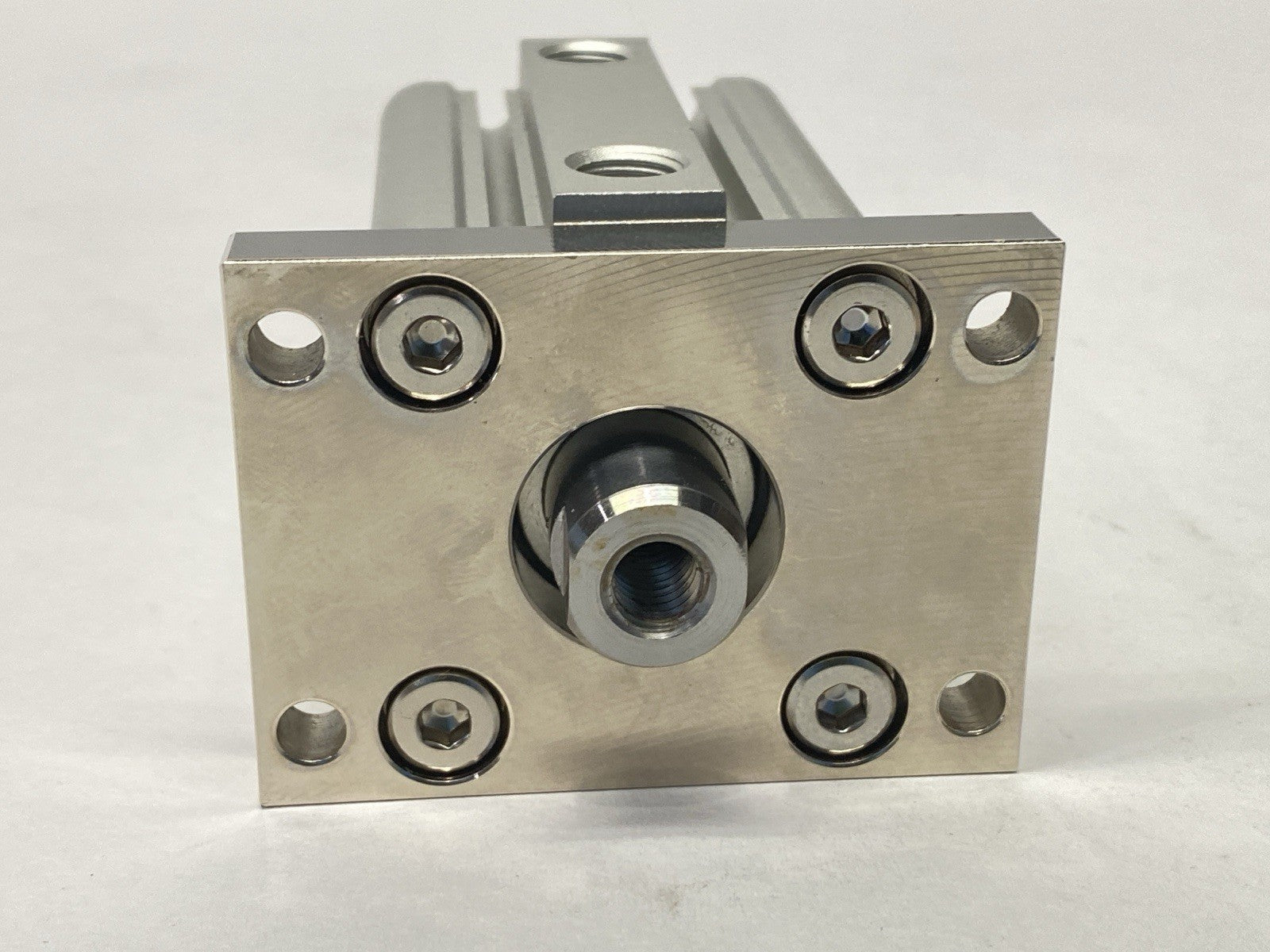 CDQ2F32-30DZ | SMC Pneumatic Cylinder 32mm Bore 30mm Stroke - New Other - Maverick Industrial Sales