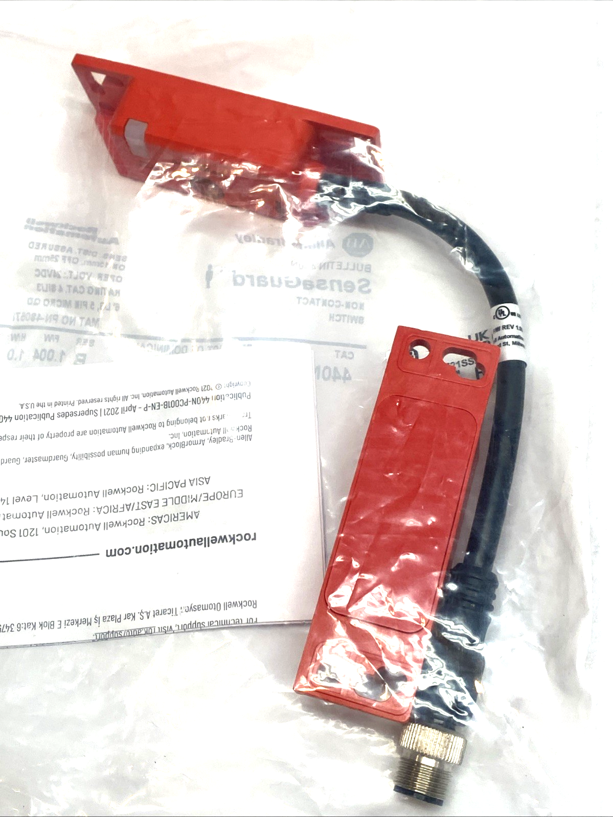 440N‑Z21SS2J | Allen Bradley SensaGuard 24V DC Non‑Contact Safety Switch - New - Maverick Industrial Sales