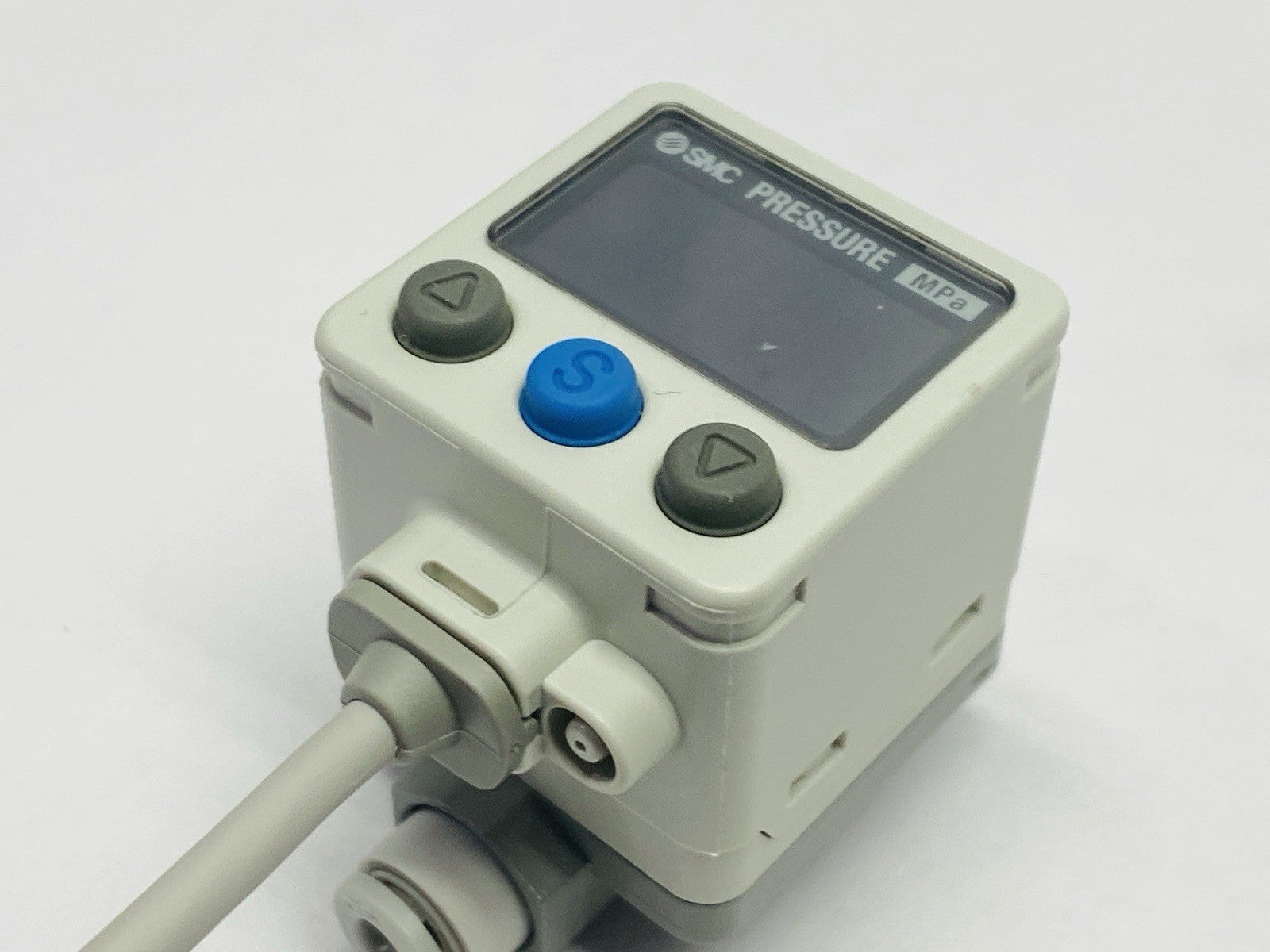 SMC ISE40A-C4-T Digital Vacuum Pressure Switch 12~24VDC - Maverick Industrial Sales