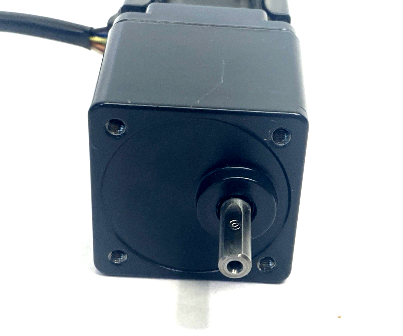 Oriental Motor BLHM015K-50 VEXTA Brushless DC Motor 50:1 24VDC 15W - Maverick Industrial Sales