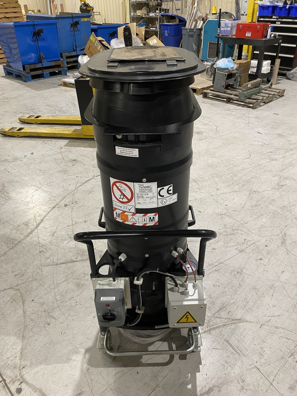 DS 1221-LS M | Ruwac Continuous Duty Industrial HEPA Vacuum 3HP 180CFM, Quiet Op. - Used - Maverick Industrial Sales