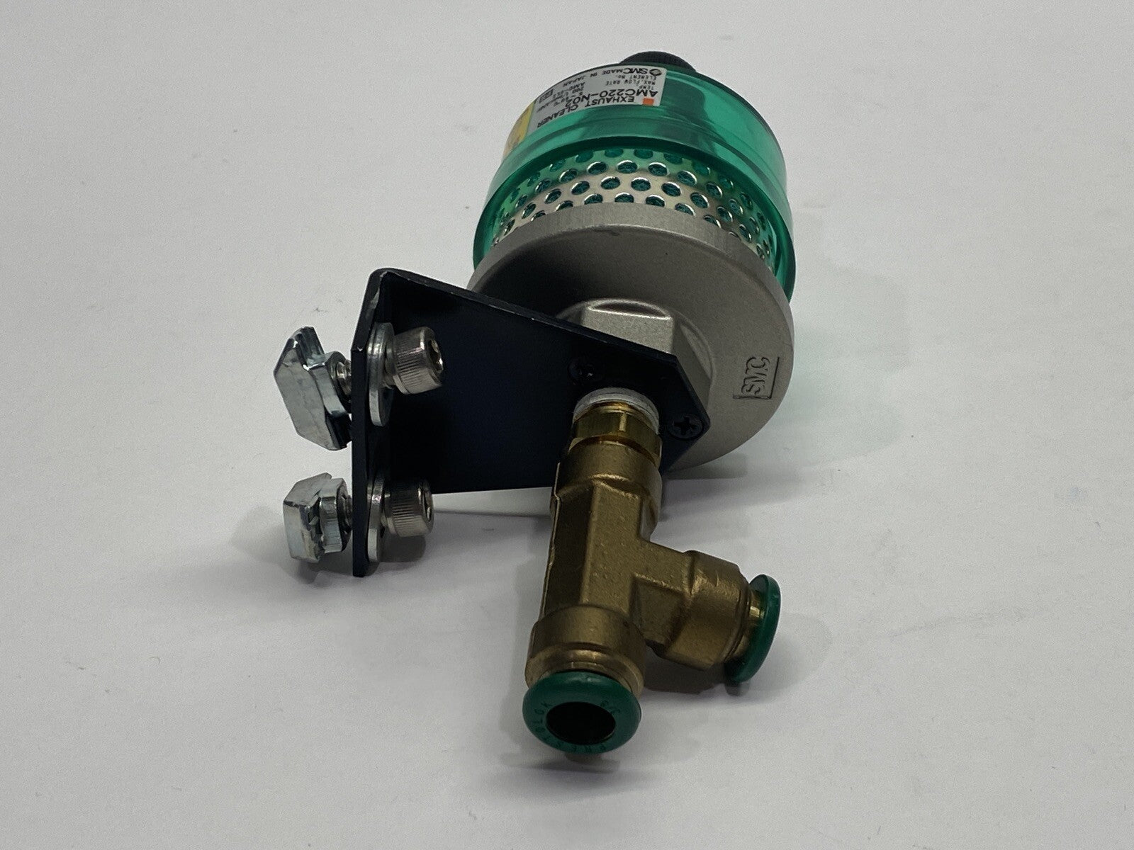 SMC AMC220-N02 Exhaust Cleaner 1/4" NPT w/ Bracket - Maverick Industrial Sales