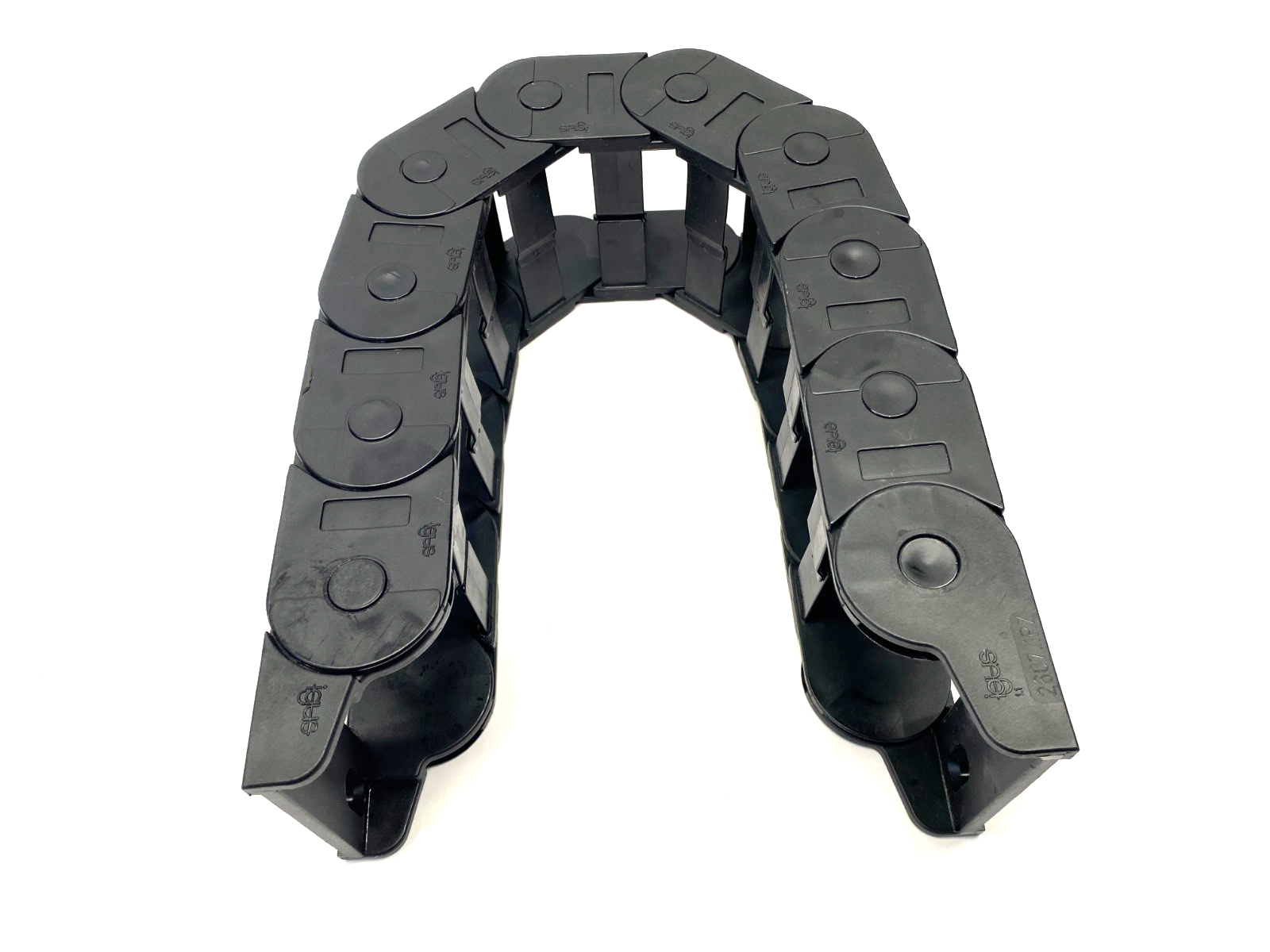 Z26.07.075.0 | Igus E-Chain Cable Carrier 9-Links 18" Overall Length - Used - Maverick Industrial Sales