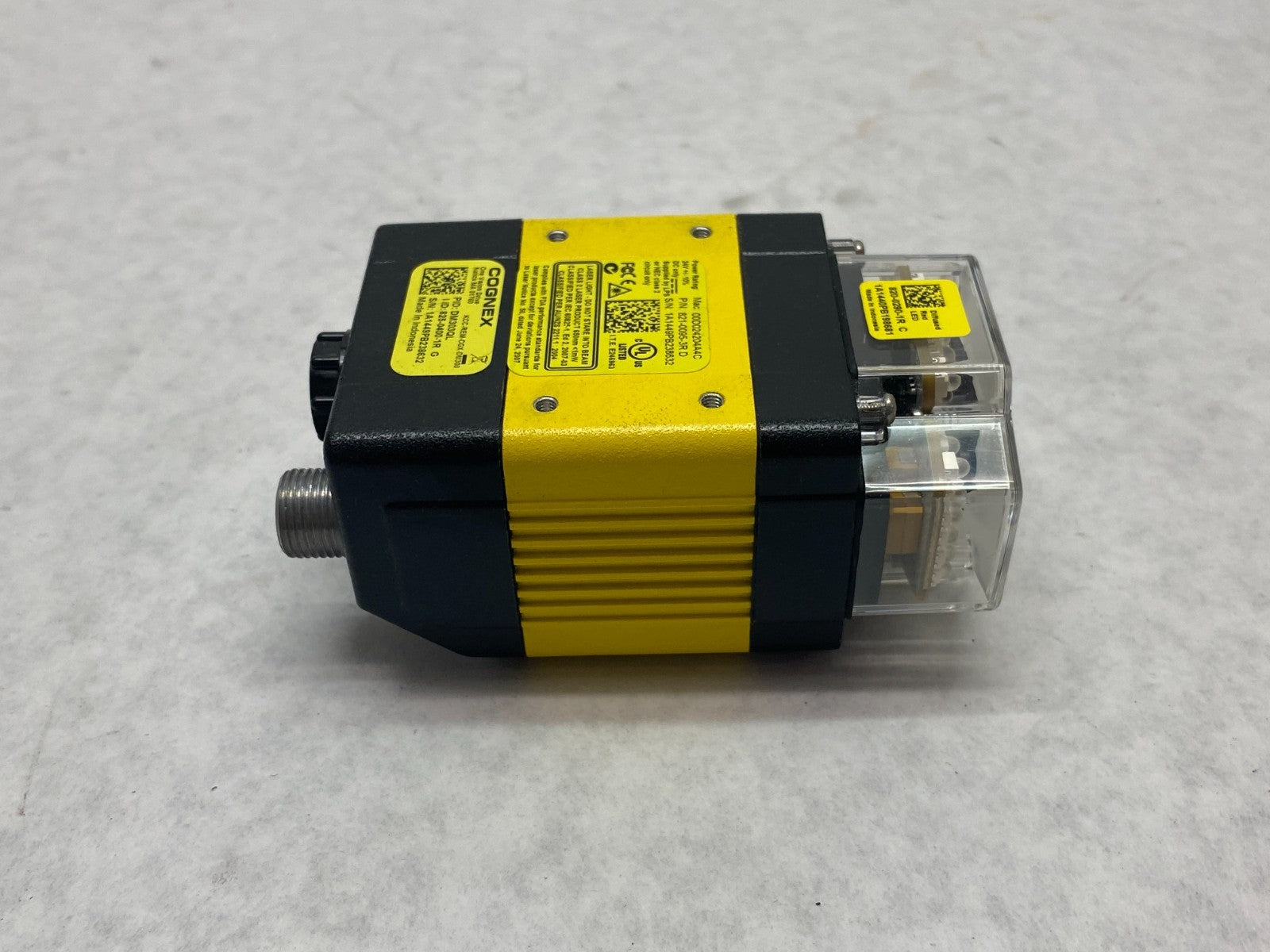 Cognex DM303QL DataMan Fixed Mount Barcode Reader 825-0400-1R w/ 820-0290-1R - Used - Maverick Industrial Sales