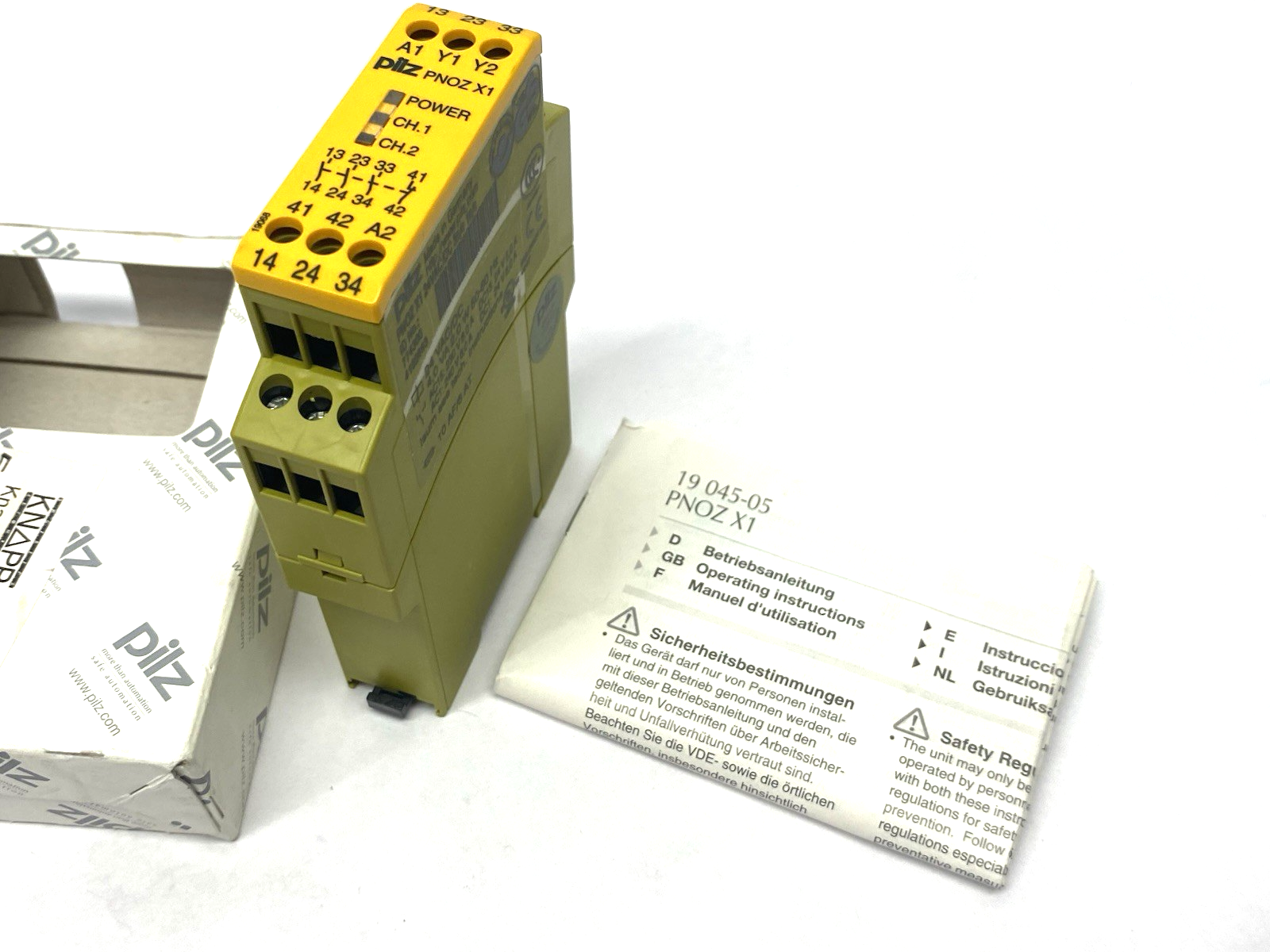 Pilz 774300 Safety Relay Standalone 1-Channel Input, PNOZ X1 24VAC/DC 3n/o 1n/c - Maverick Industrial Sales