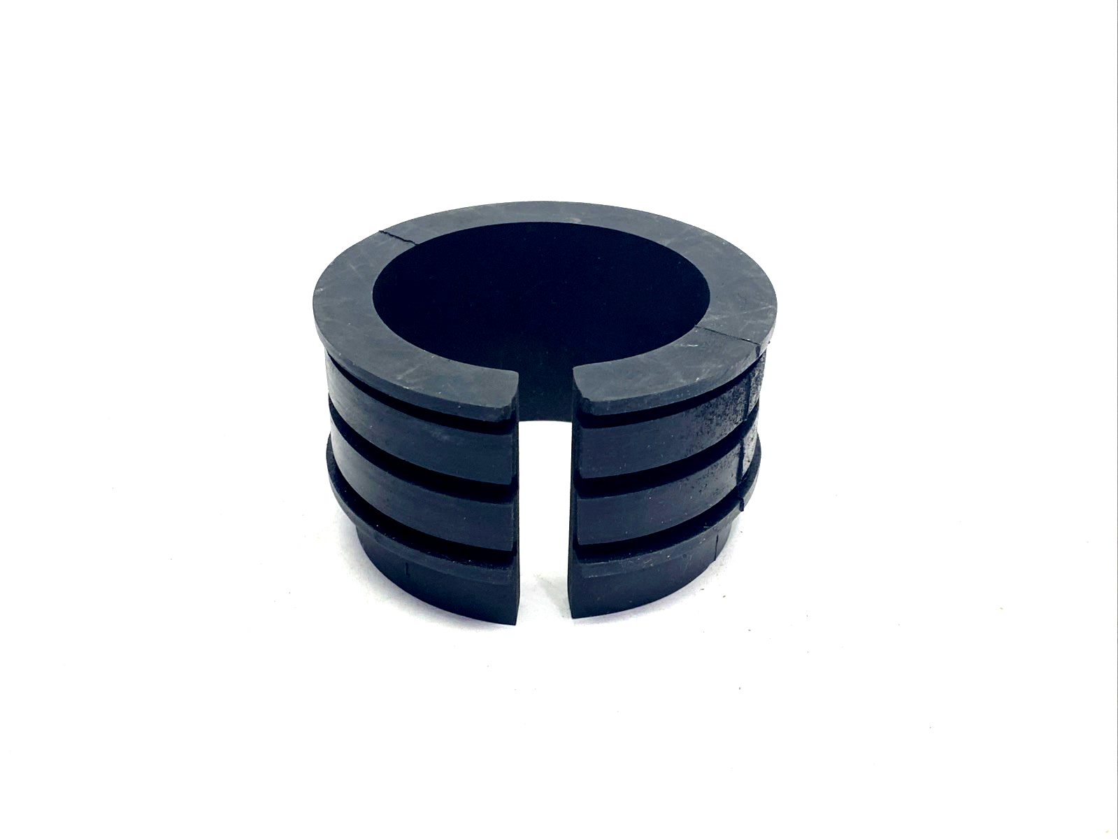 Leoni B00760-06-33-07 Strain Relief Cable Grommet/Protector - Maverick Industrial Sales