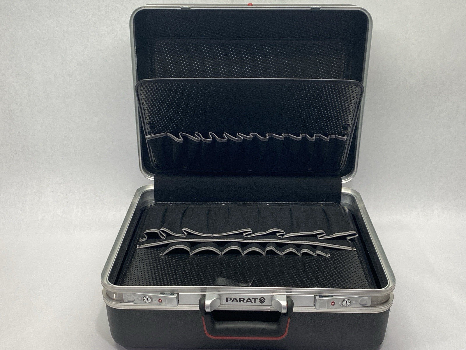 Parat Hard Shell Tool Case TSA Lock 18" x 14" x 9" - Open box - Maverick Industrial Sales