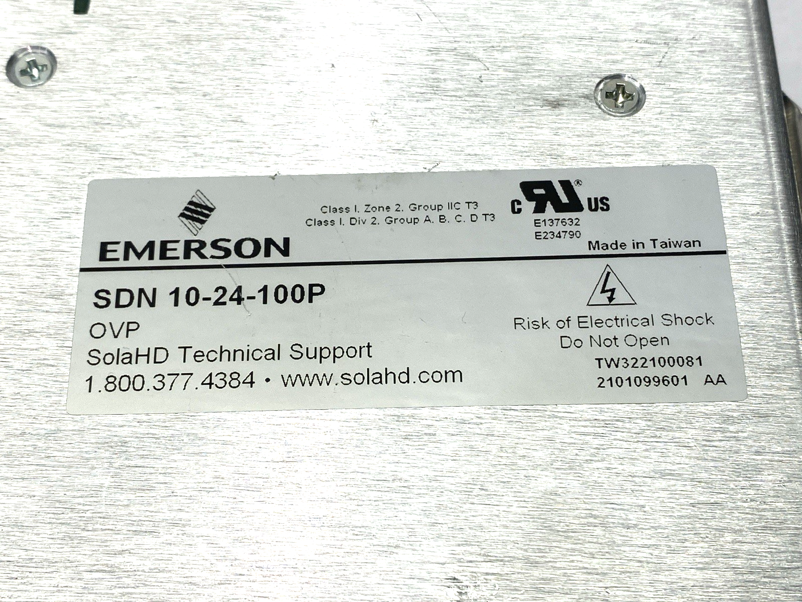 Emerson SDN 10-24-100P SOLA Power Supply 115/230VAC 5.0/2.0A 50/60Hz - Maverick Industrial Sales