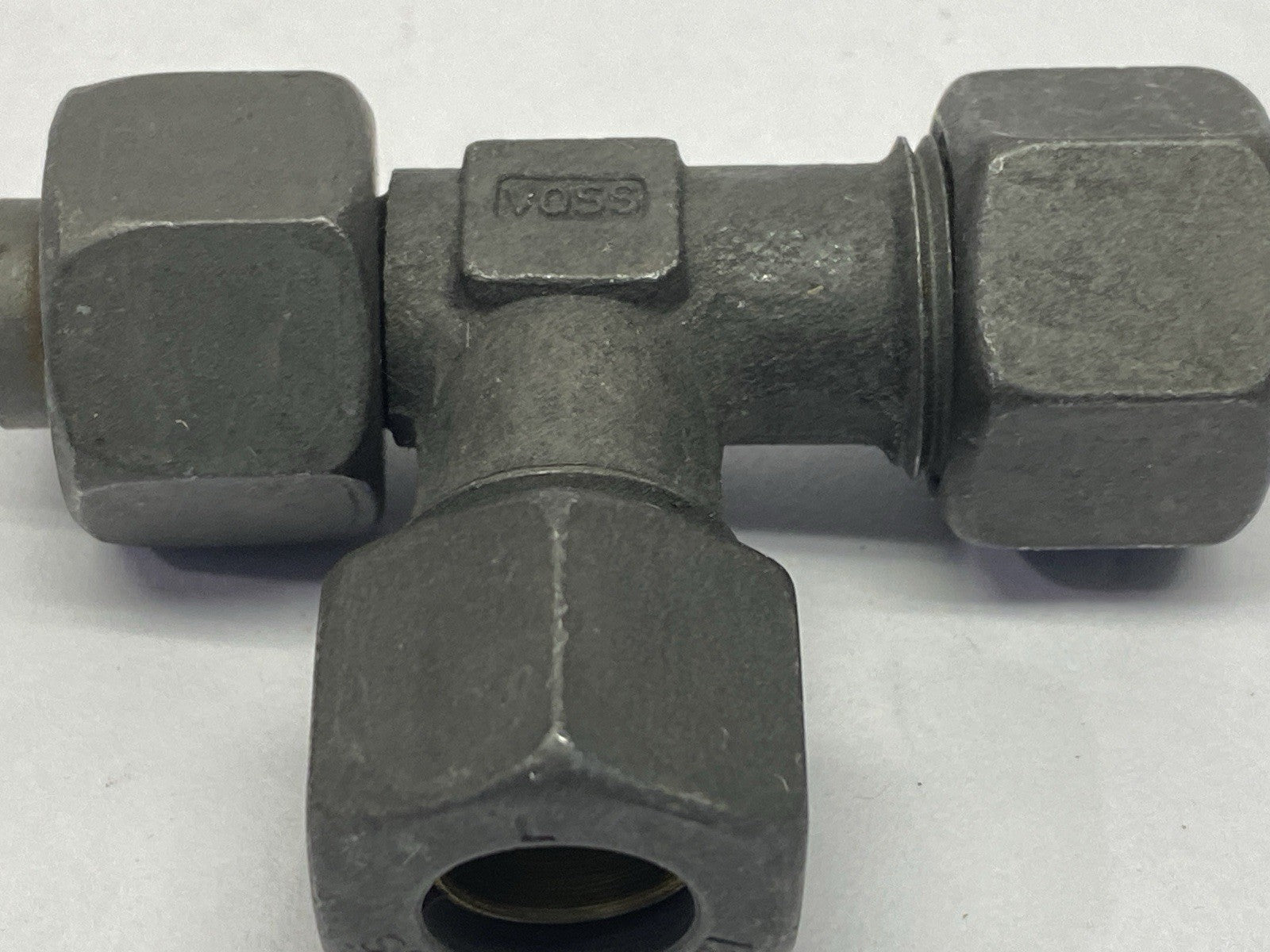 Trumpf 055328 Hydraulic Tee Fitting EVL-12 - Maverick Industrial Sales