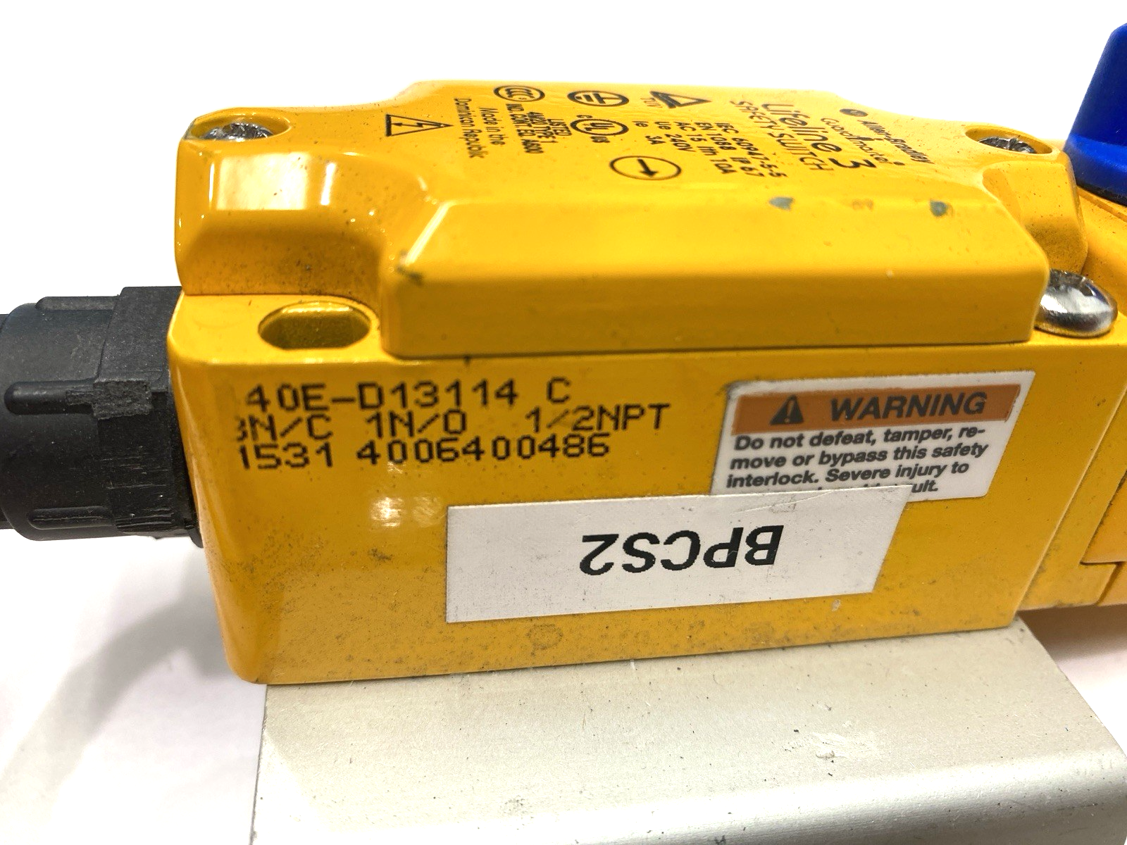 Allen Bradley 440E-D13114 Lifeline Safety Switch w/ 889D-E5AC-30 M12 5-Pin Cable - Maverick Industrial Sales