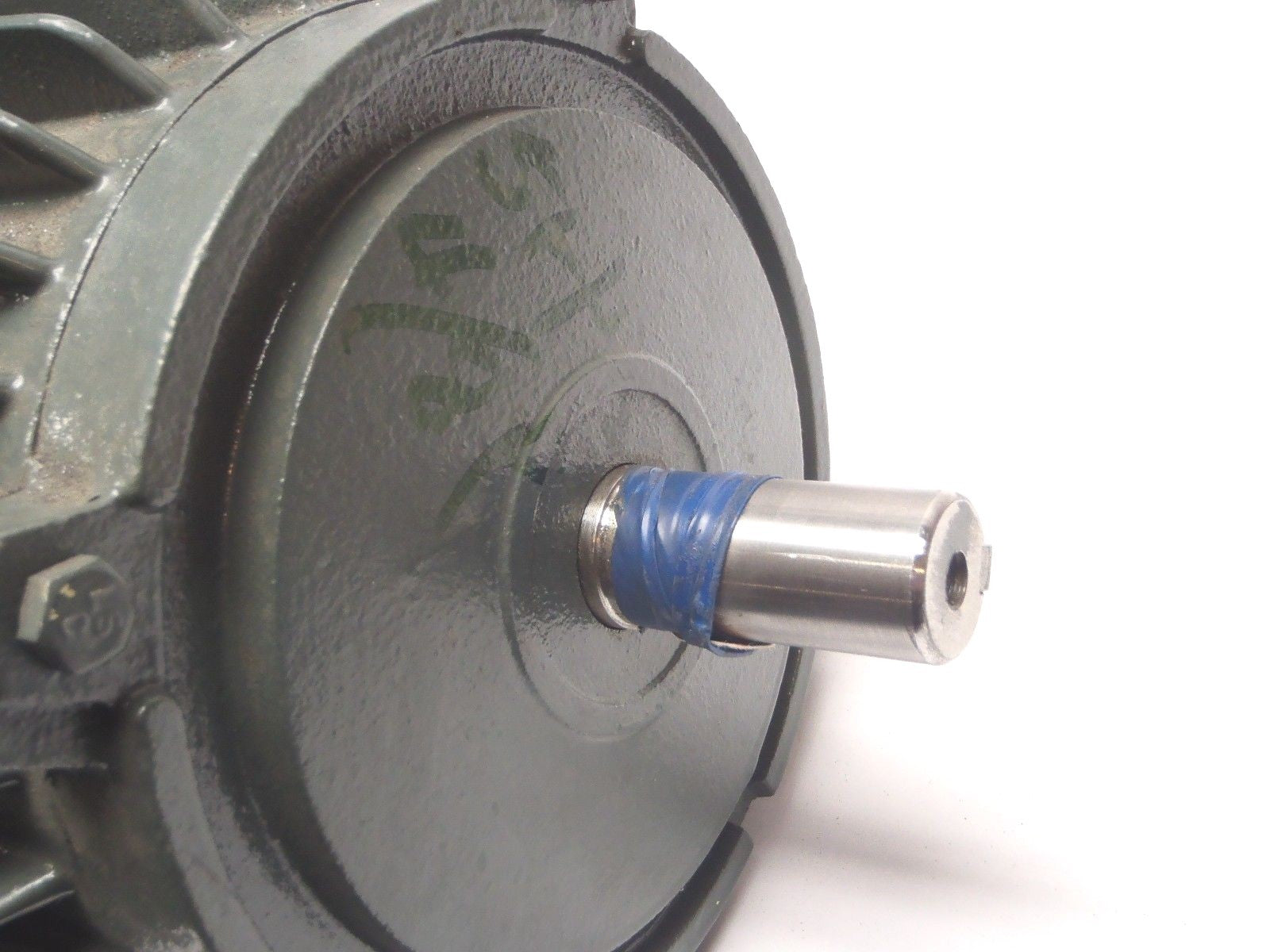 Shuen Yin AEEF Electric Motor 2.5HP 860RPM 440V 5A 3PH - Maverick Industrial Sales
