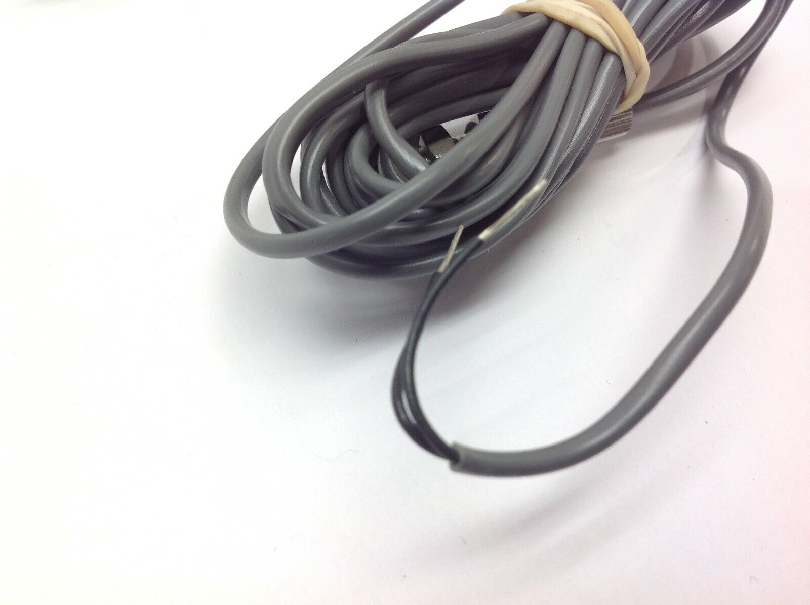 ECA 40BY1 Model 1001 Sub-Miniature Light Source 40BY1-1001 - Maverick Industrial Sales