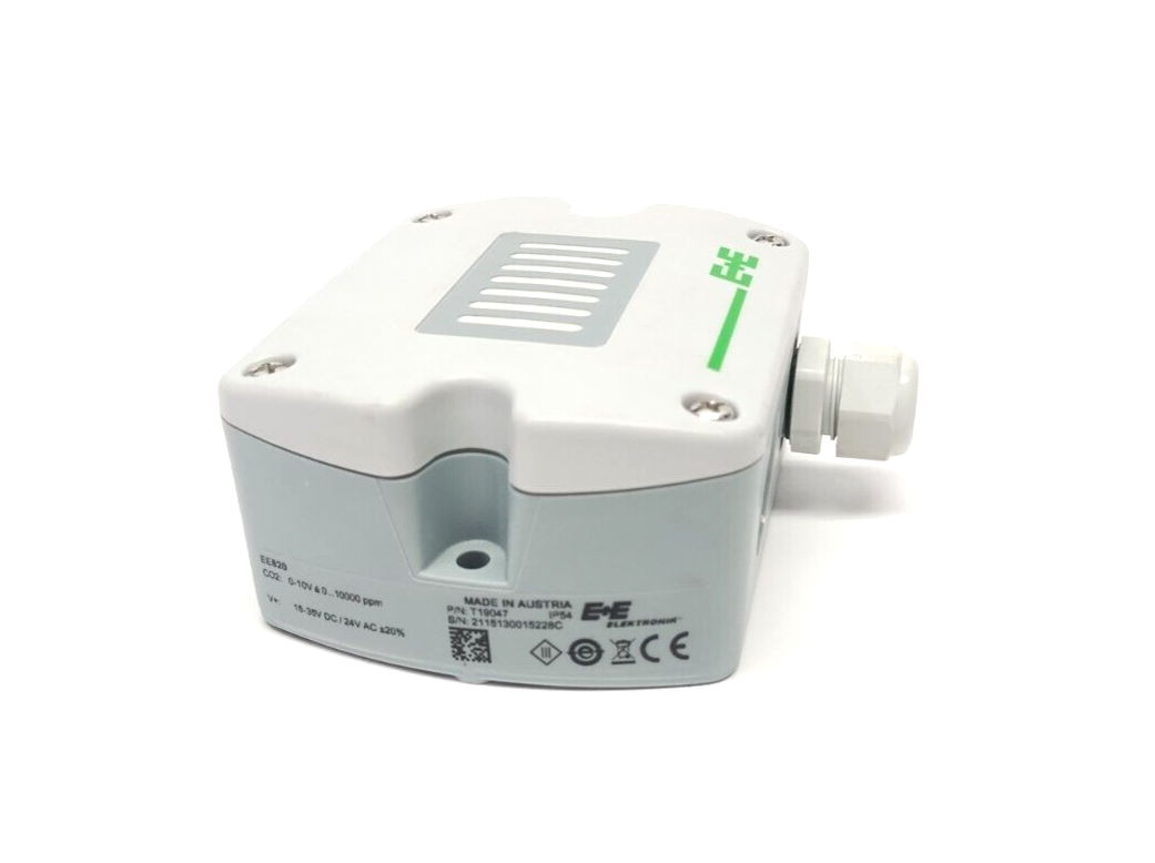 E+E Elektronik EE820 CO2 Sensor Transmitter, 10,000ppm 15-35VDC/24VAC, T19047 - Maverick Industrial Sales