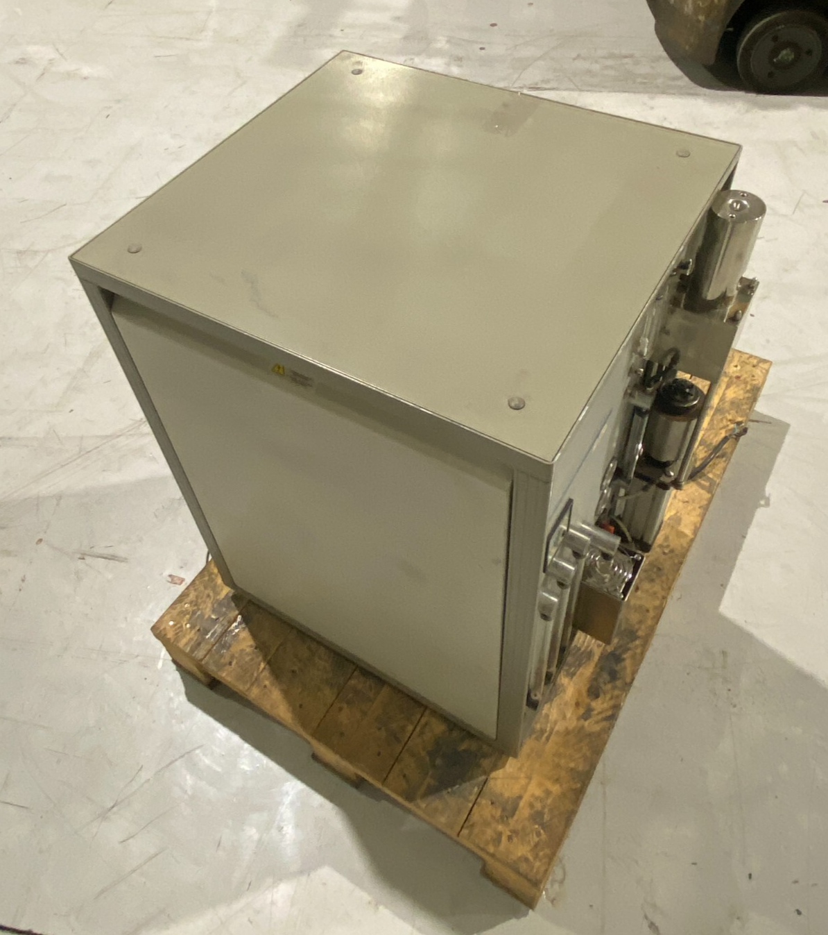 Eltra ON 900 Oxygen/Nitrogen Determinator Analyzer ON-900 FOR PARTS OR REPAIR - Maverick Industrial Sales