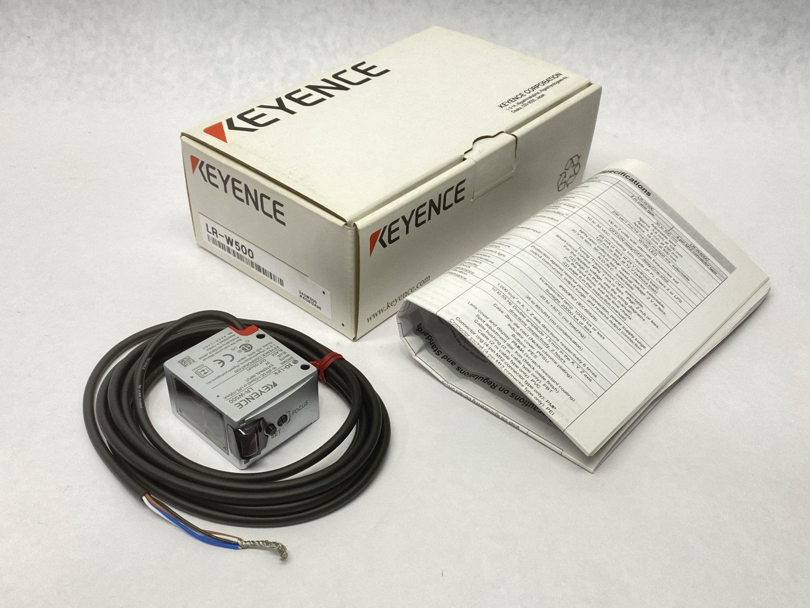 LR-W500 | Keyence Self-Contained Full-Spectrum Sensor 2m Cable Type - New – Open box - Maverick Industrial Sales