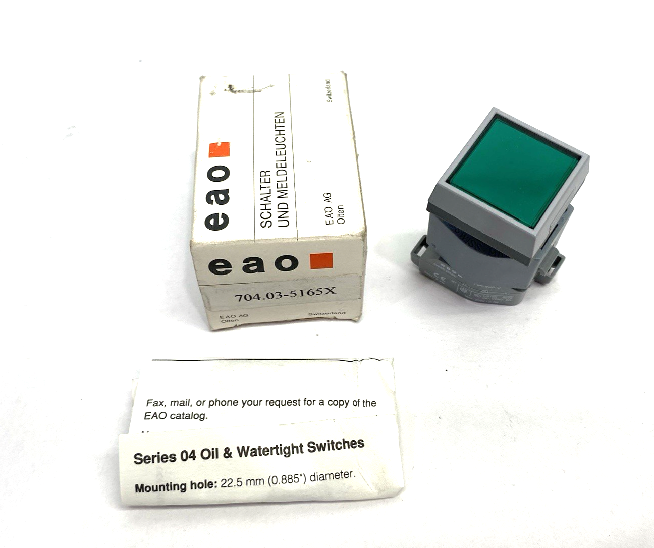 704.03-5165X | eao Square Illuminated Pushbutton Green - New – Open box - Maverick Industrial Sales