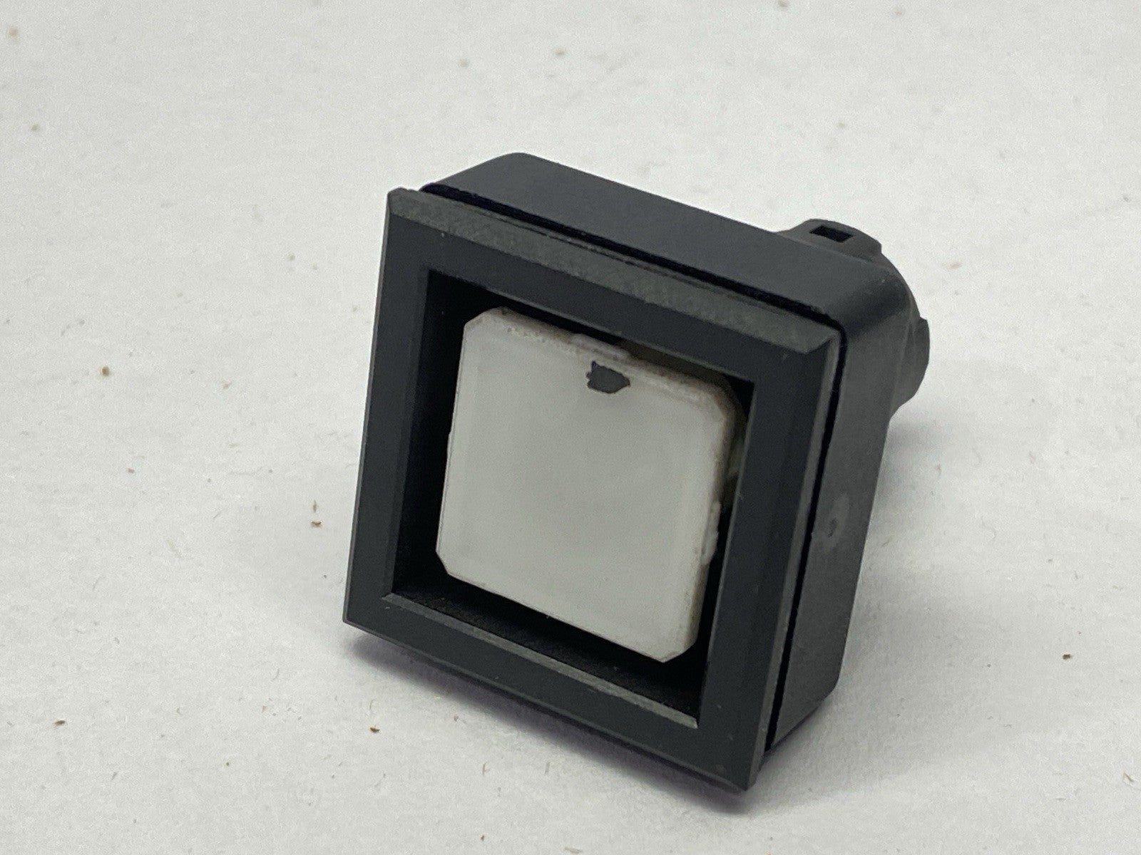 Trumpf 047983 Illuminated White Square Push Button LOT OF 10 - Maverick Industrial Sales