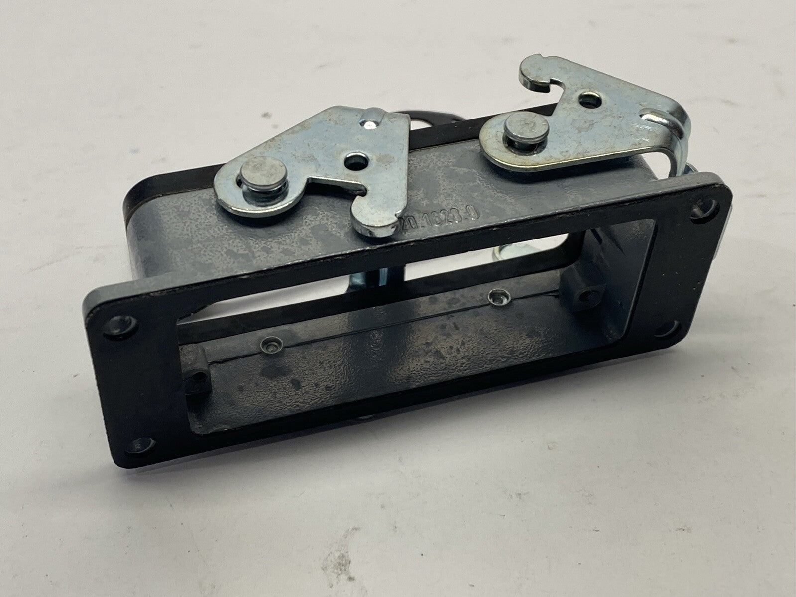 Lapp 10.00.30 EPIC HBE 6 Panel Mount Base - Maverick Industrial Sales