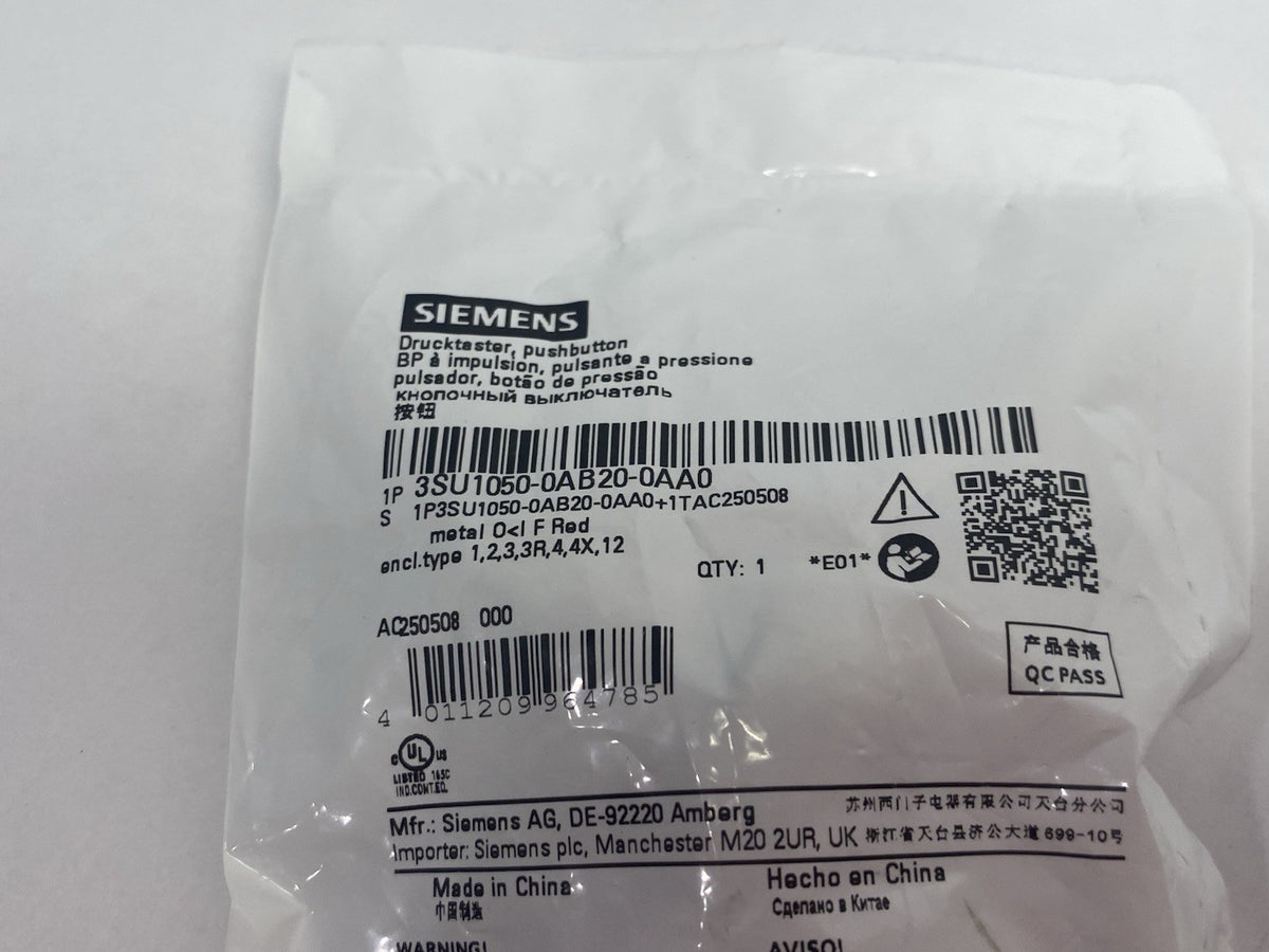 3SU1050-0AB20-0AA0 | Siemens Non-illuminated pushbuttion Red - New - Maverick Industrial Sales