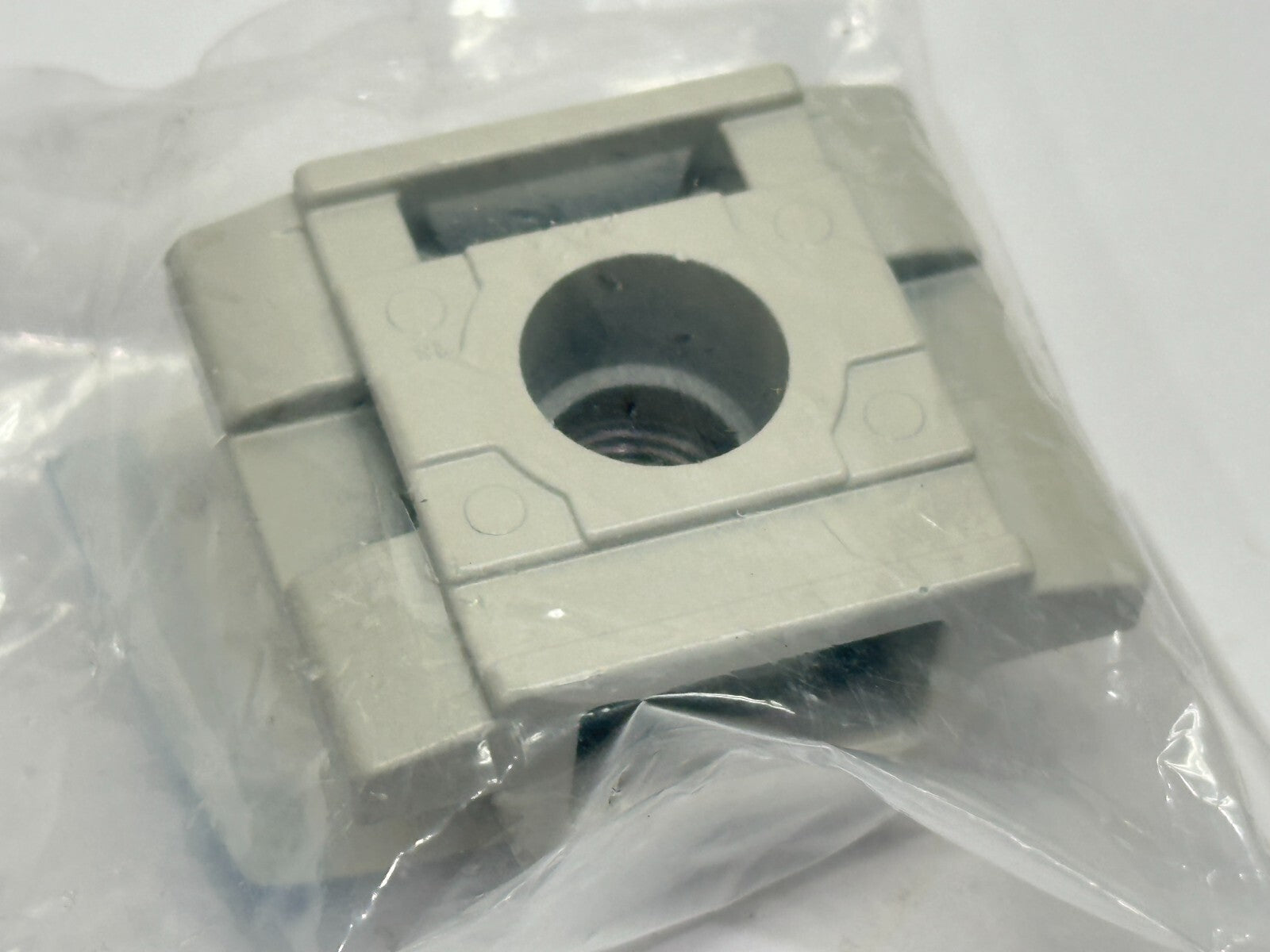 SMC E200-N02-D Piping Adapter 1/4" NPT - Maverick Industrial Sales
