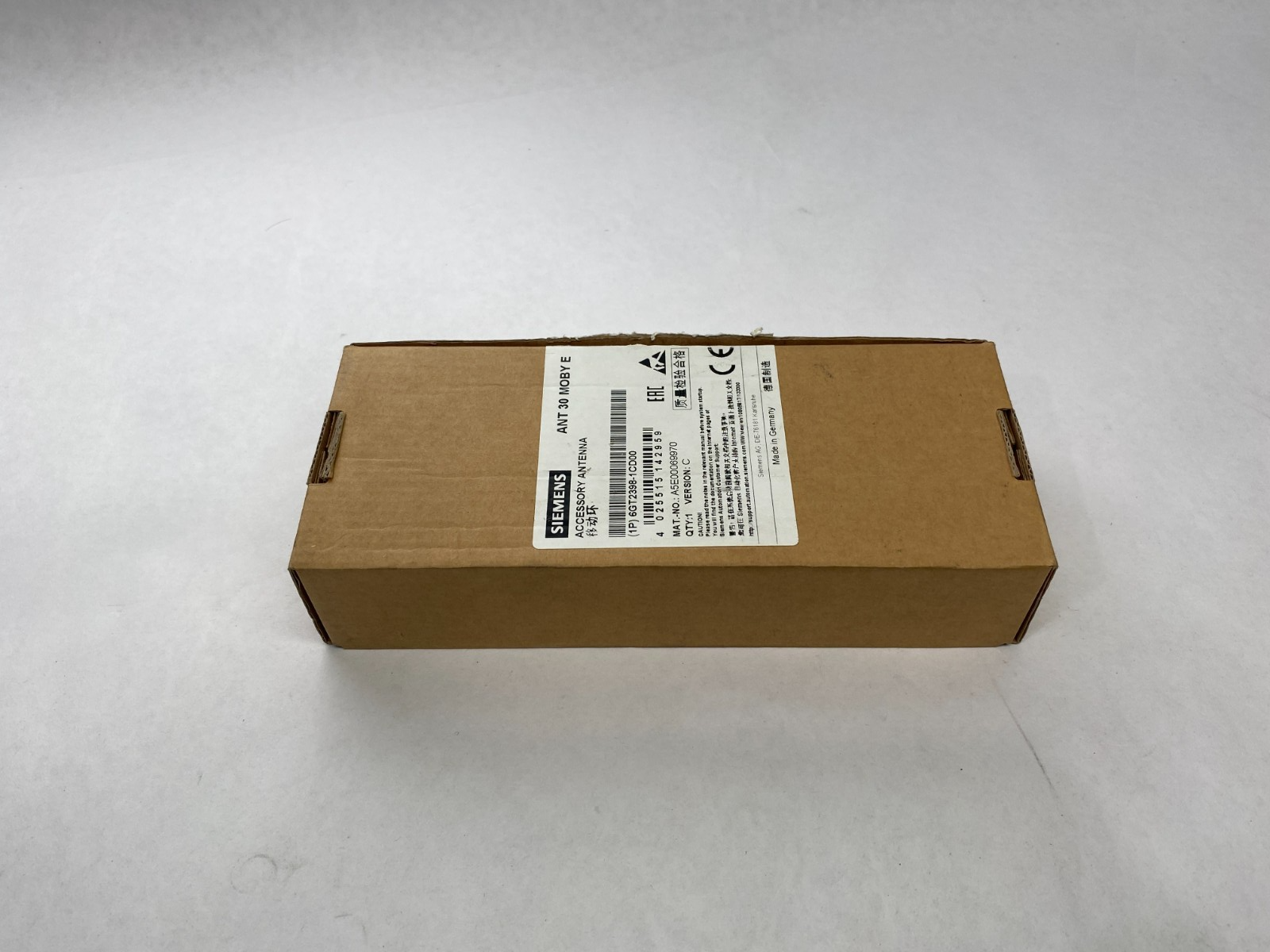 Siemens 6GT2398-1CD00 SIMATIC Accessory Antenna ANT 30 MOBY E 3m Cable - Maverick Industrial Sales