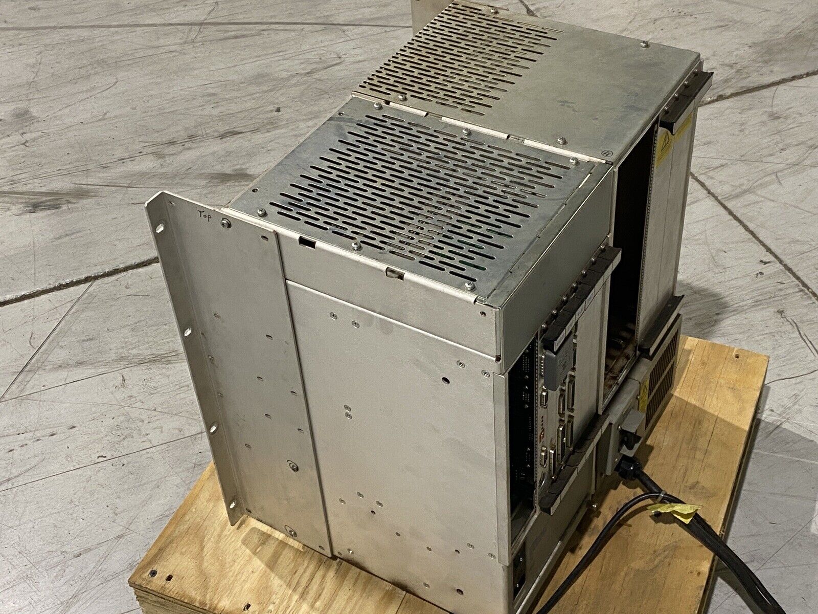Adept 30336-31000 PA-4 Robot Dual Power w/ 30340-40100 MV-10A VGB, EVI, VJI, DIO - Maverick Industrial Sales