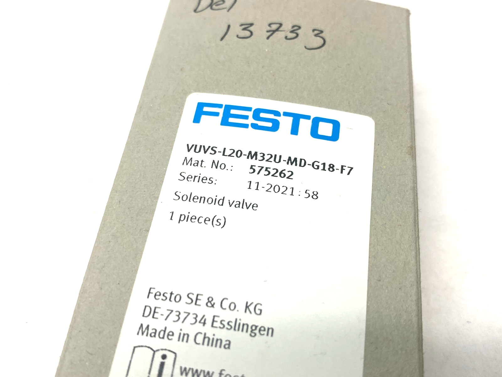 Festo VUVS-L20-M32U-MD-G18-F7 Spring Return Solenoid Valve 575262 - Maverick Industrial Sales