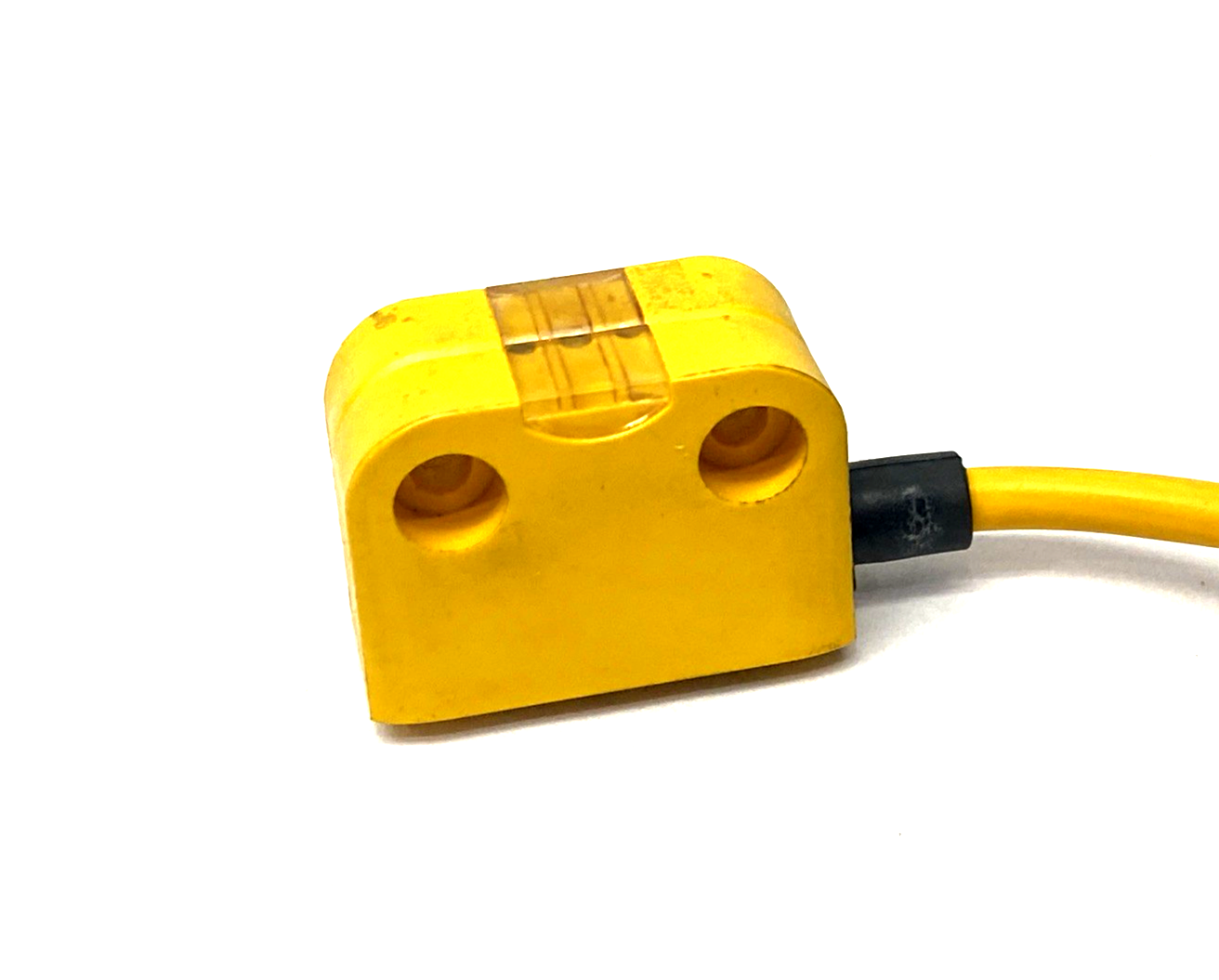 PSEN ma1.4p-50 | Pilz Magnetic Safety Switch 4-Pin Male M8 506308 SWITCH ONLY - Used - Maverick Industrial Sales