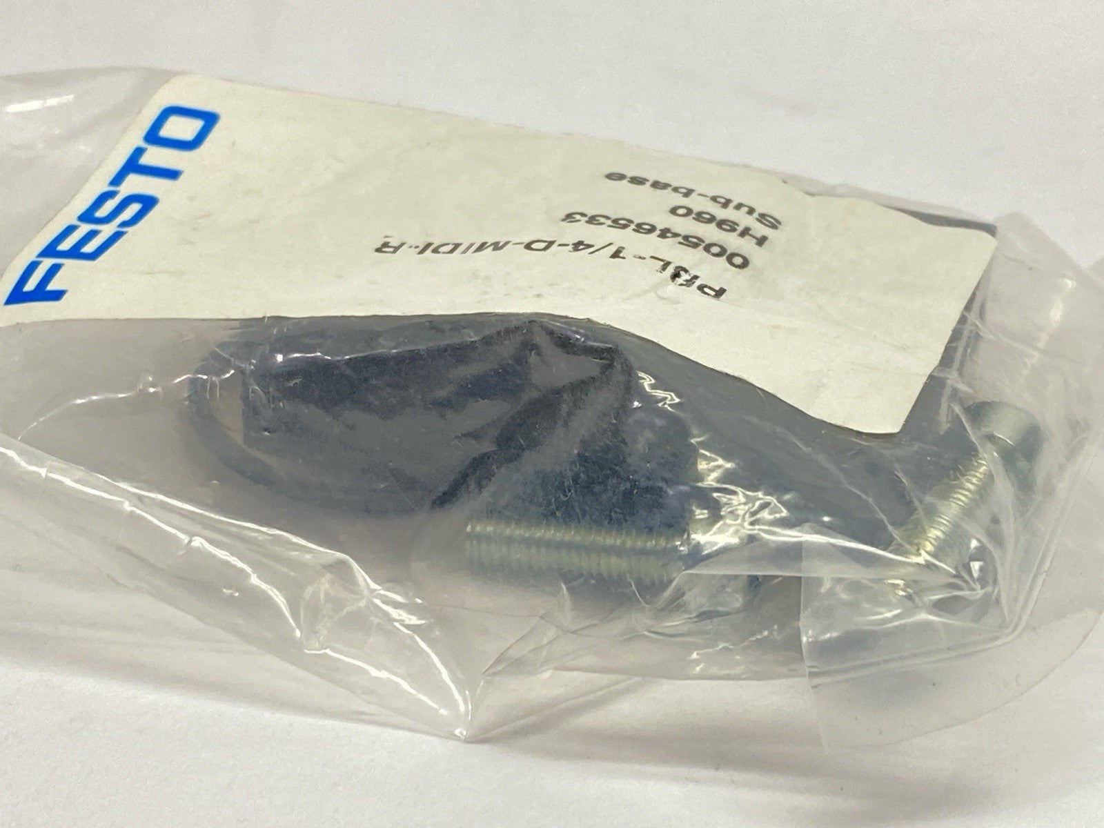 Festo PBL-1/4-D-MIDI-R Pneumatic Sub-Base 546533 - Maverick Industrial Sales