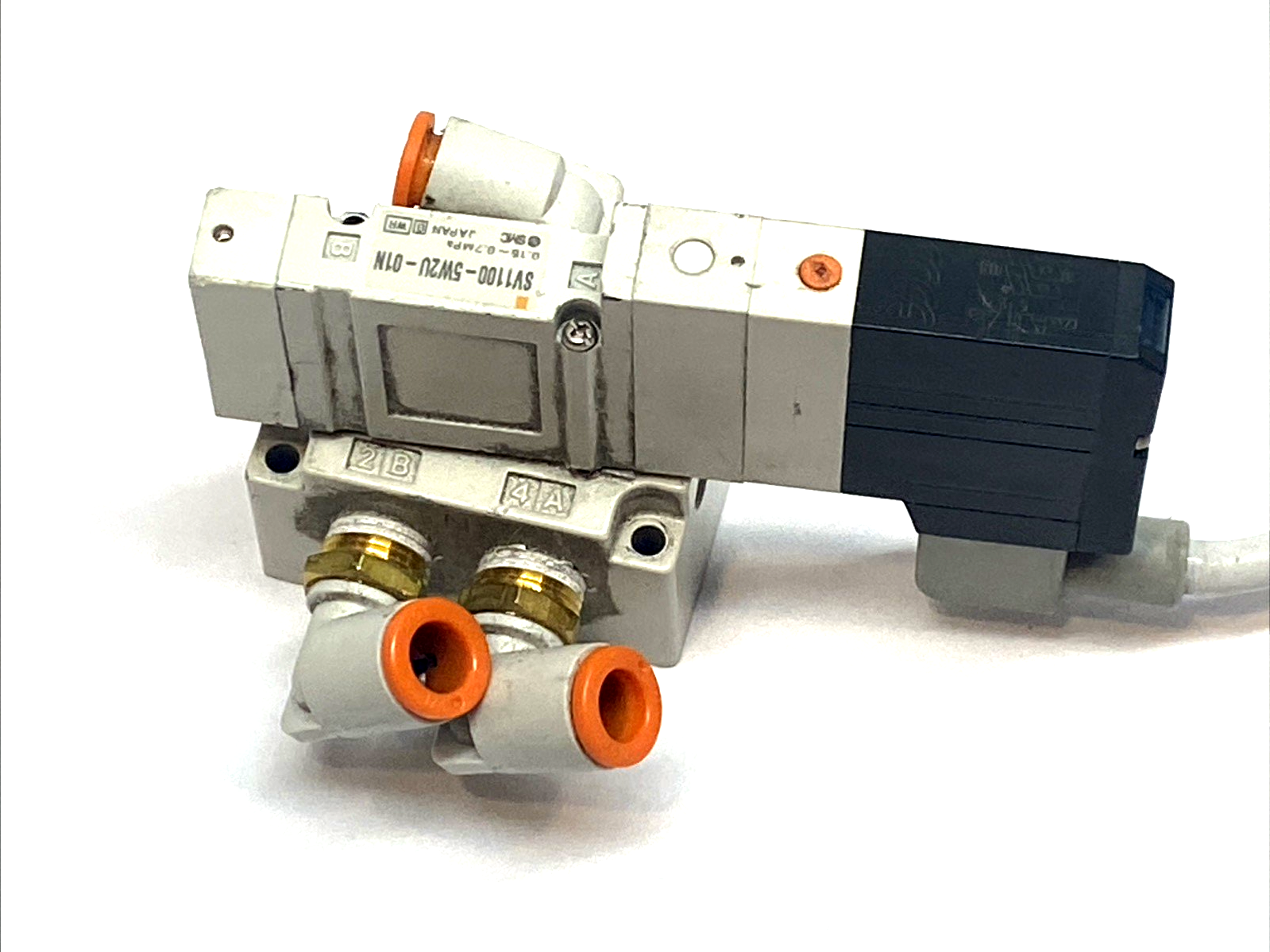 SV1100-5W2U-01N | SMC 5‑Port Solenoid Valve 2‑Position Single 24VDC MISSING SCREW - Used - Maverick Industrial Sales