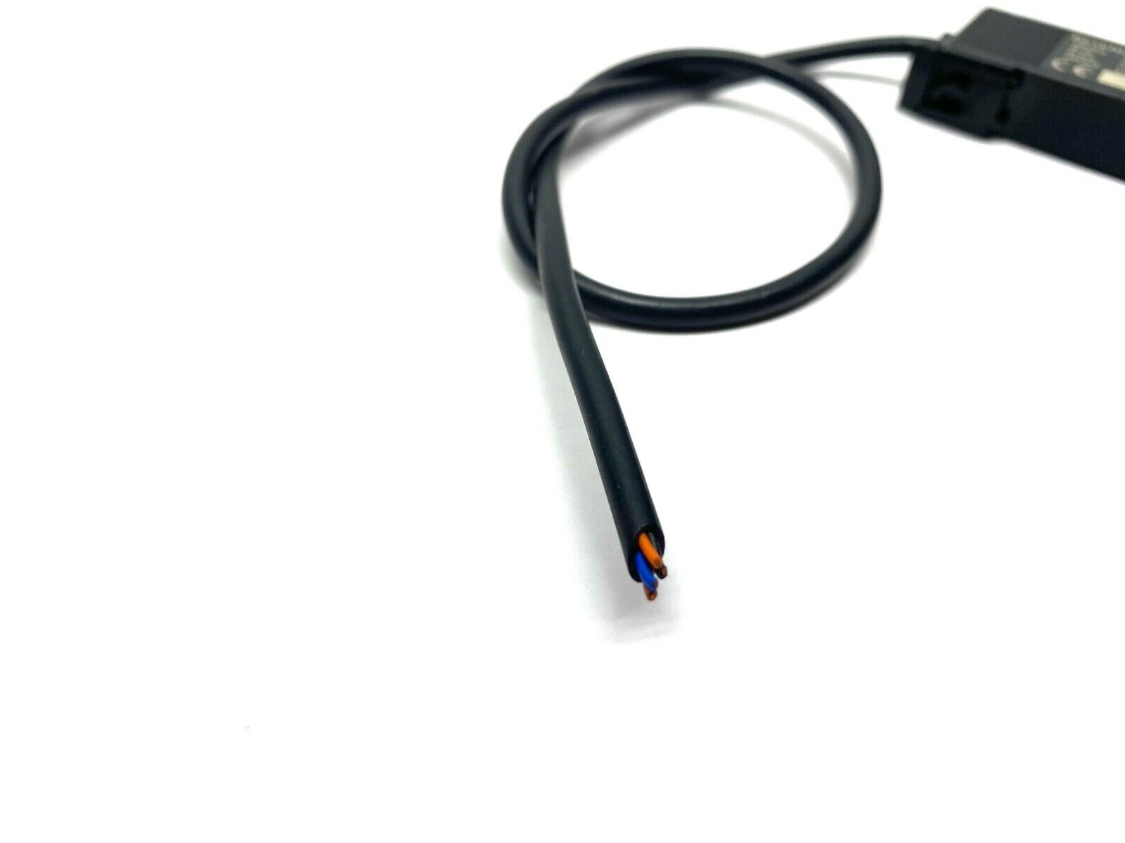 Keyence FS2-60P Fiber Amplifier Photoelectric Sensor - Maverick Industrial Sales
