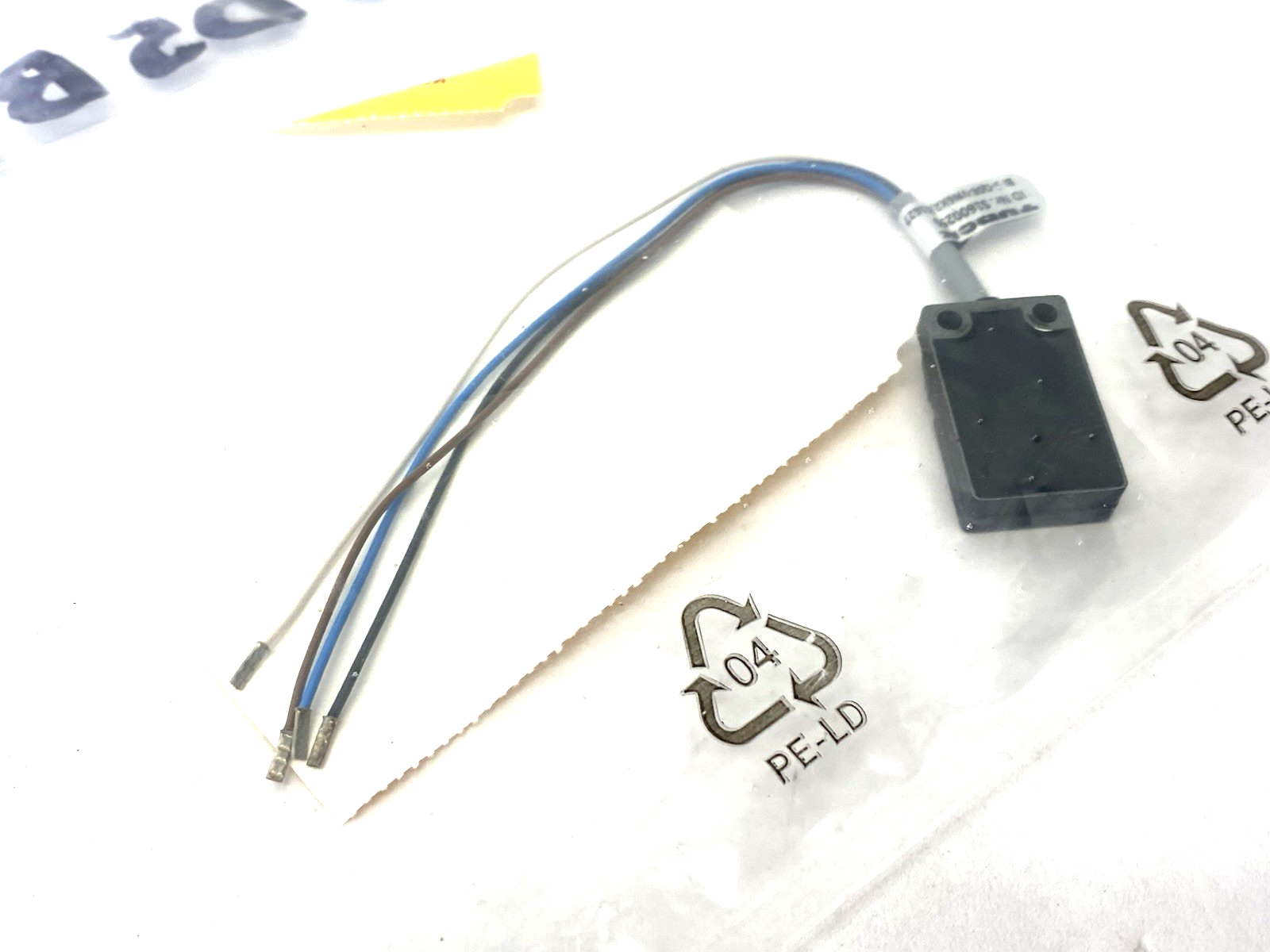Turck BI 5-Q08-VN6X2/S1627 Inductive Proximity Sensor 5mm Sn NO/NC 1600296 - Maverick Industrial Sales