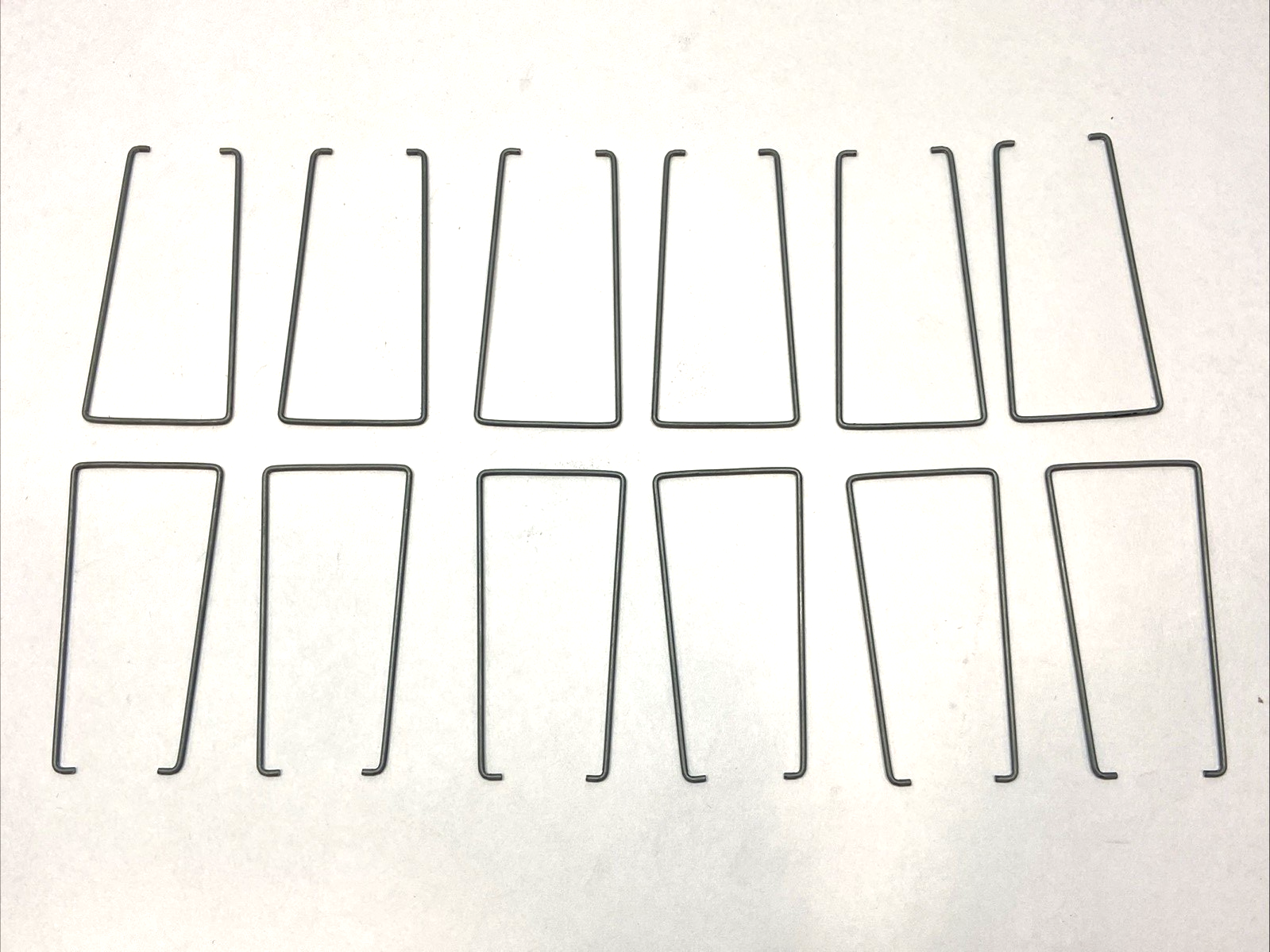 RET48B25 | nVent CADDY Wire Retainer 3" LOT OF 12 - New – Open box - Maverick Industrial Sales