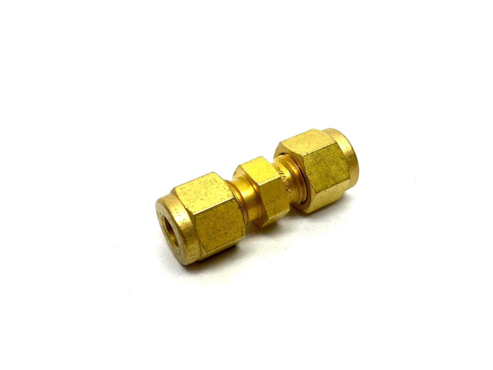 Swagelok B-400-6 Brass Union Compression Fitting 1/4" to 1/4" Tube - Maverick Industrial Sales